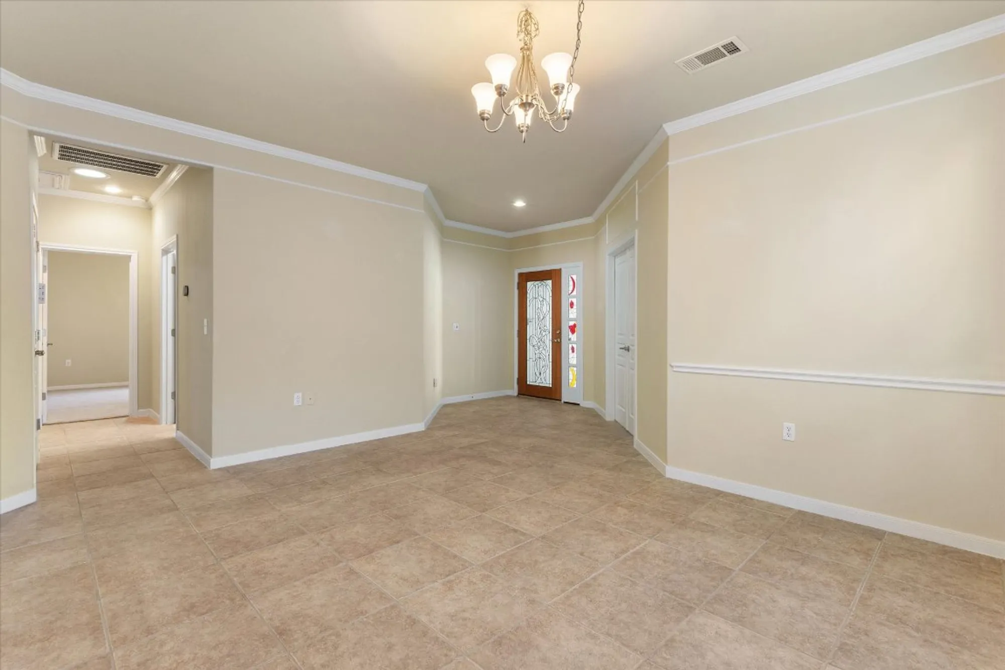 Property Slideshow image 10 of 39 | 531 deer meadow cir, Georgetown, TX, 78633
