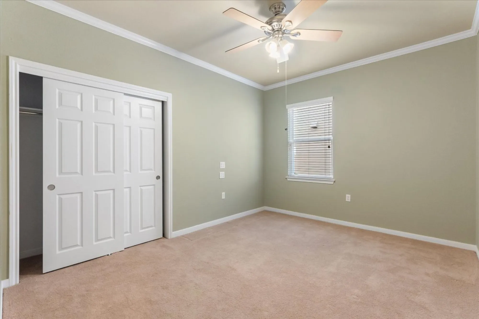 Property Slideshow image 13 of 39 | 531 deer meadow cir, Georgetown, TX, 78633