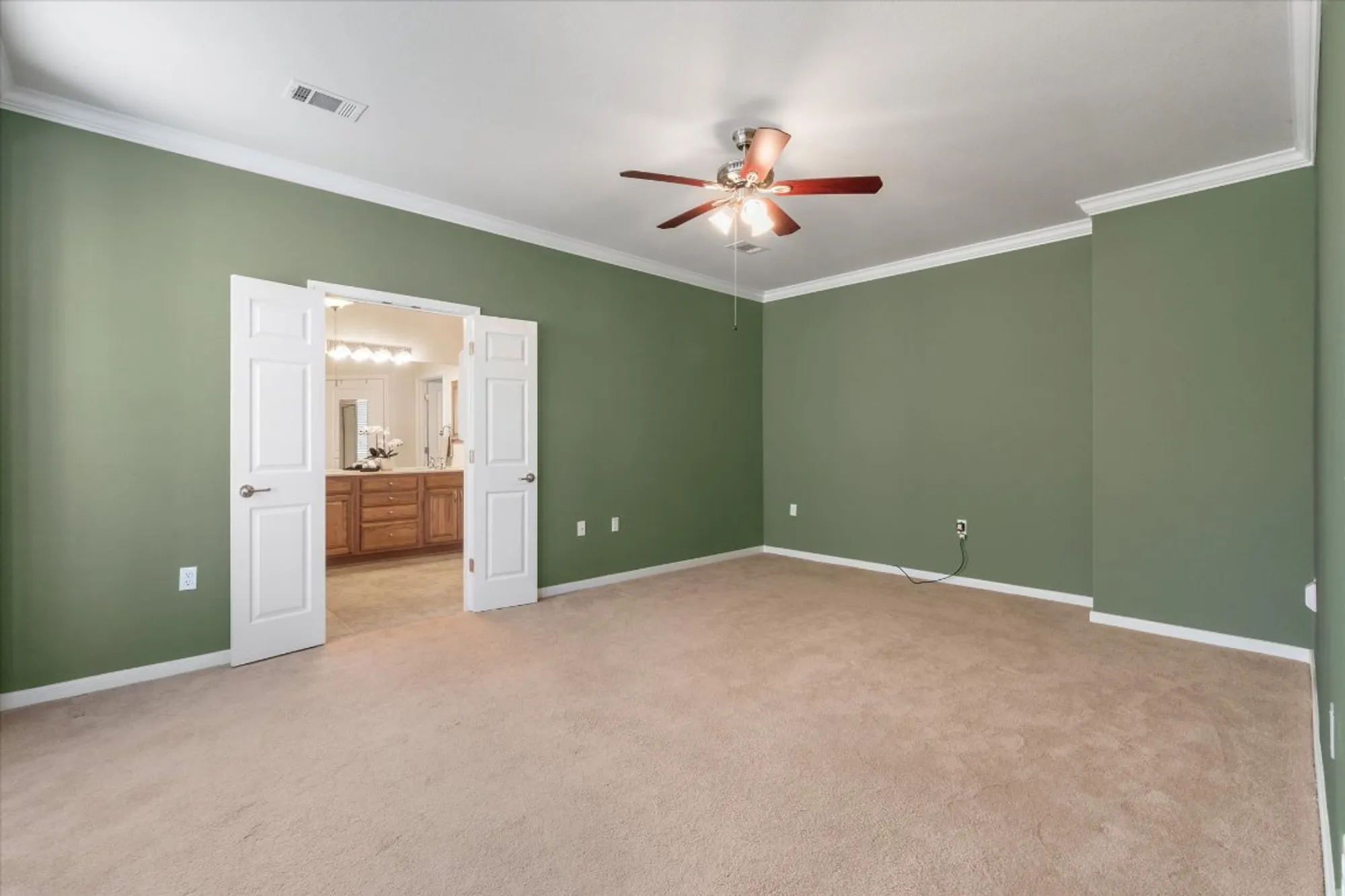 Property Slideshow image 24 of 39 | 531 deer meadow cir, Georgetown, TX, 78633