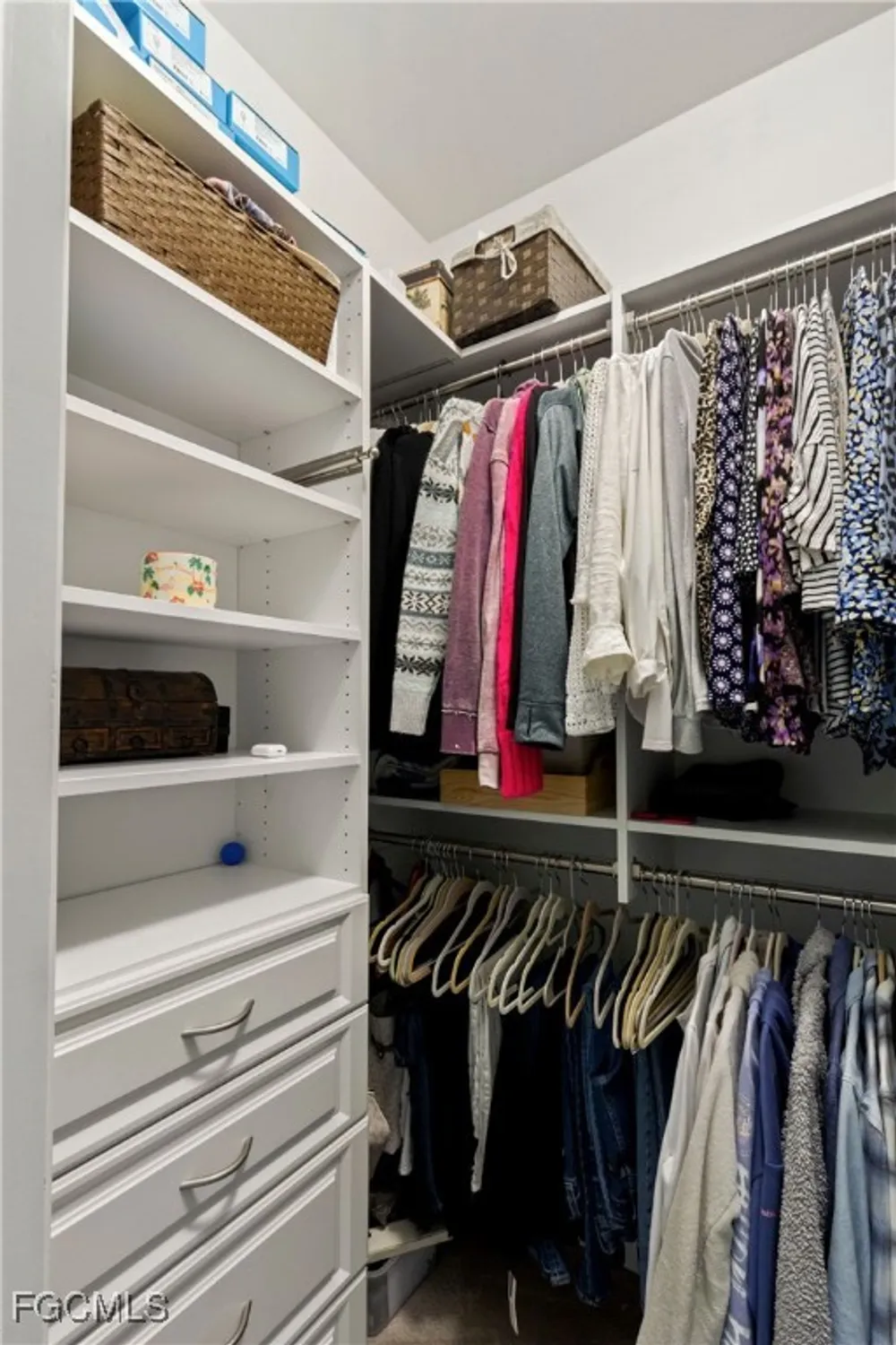 Property Slideshow image 15 of 35 | 15136 yellow wood dr, Alva, FL, 33920