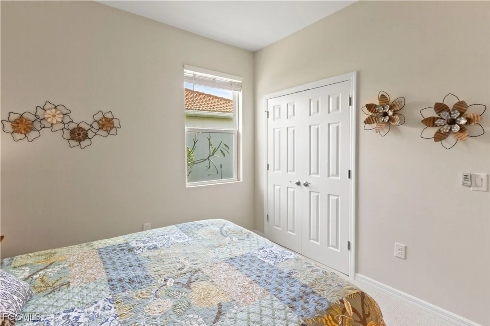 Property Slideshow image 29 of 35 | 15136 yellow wood dr, Alva, FL, 33920