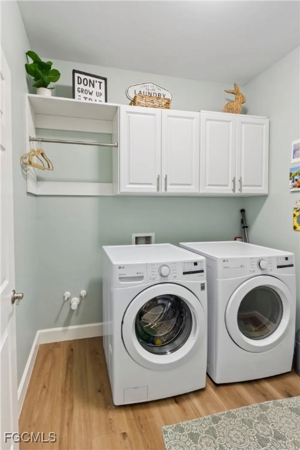 Property Slideshow image 30 of 35 | 15136 yellow wood dr, Alva, FL, 33920