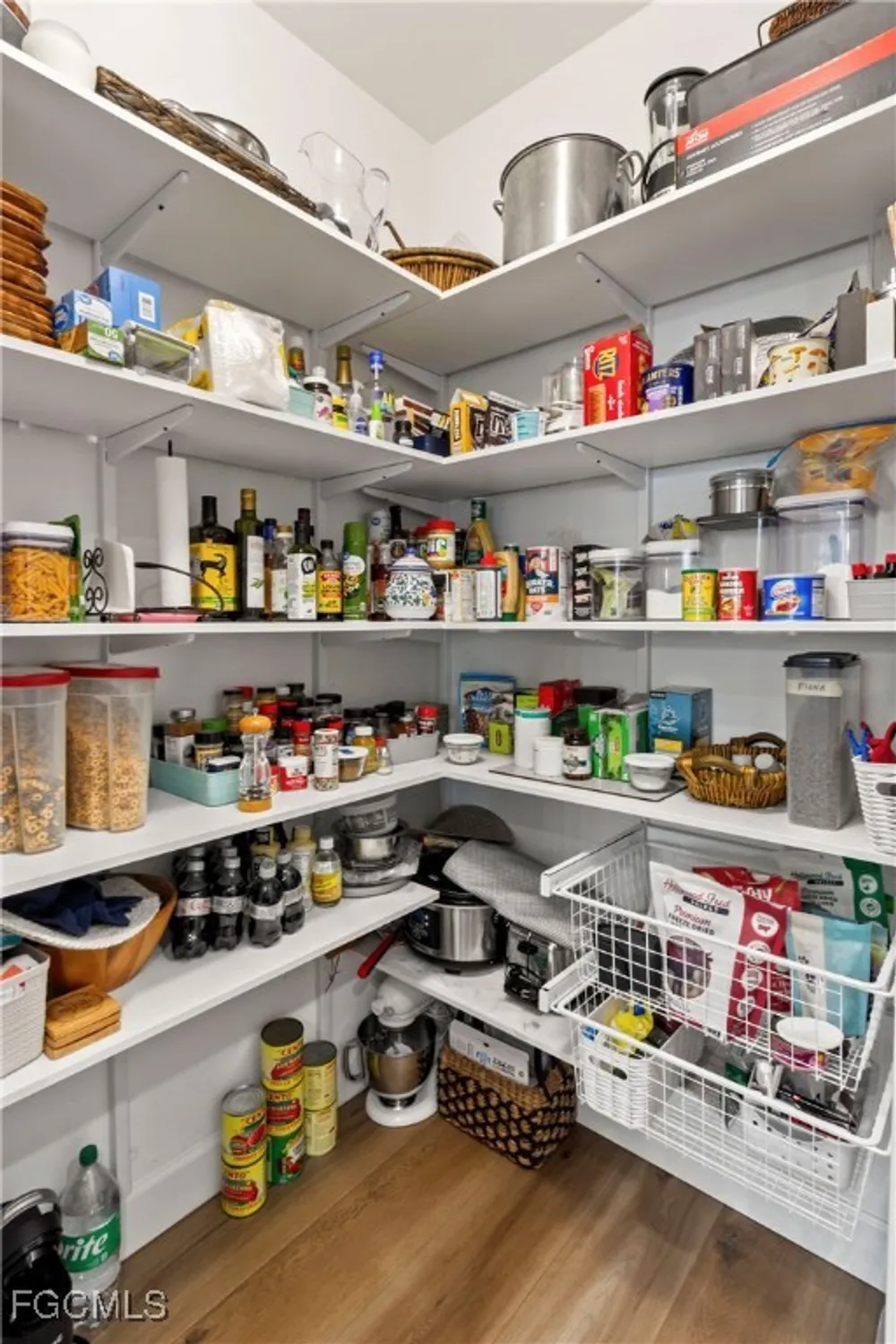 Property Slideshow image 6 of 35 | 15136 yellow wood dr, Alva, FL, 33920