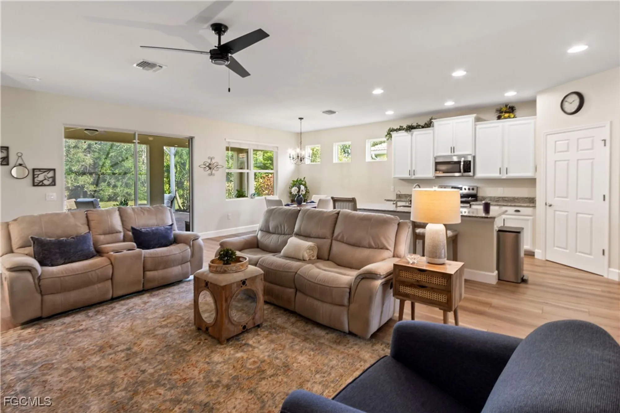 Property Slideshow image 7 of 35 | 15136 yellow wood dr, Alva, FL, 33920