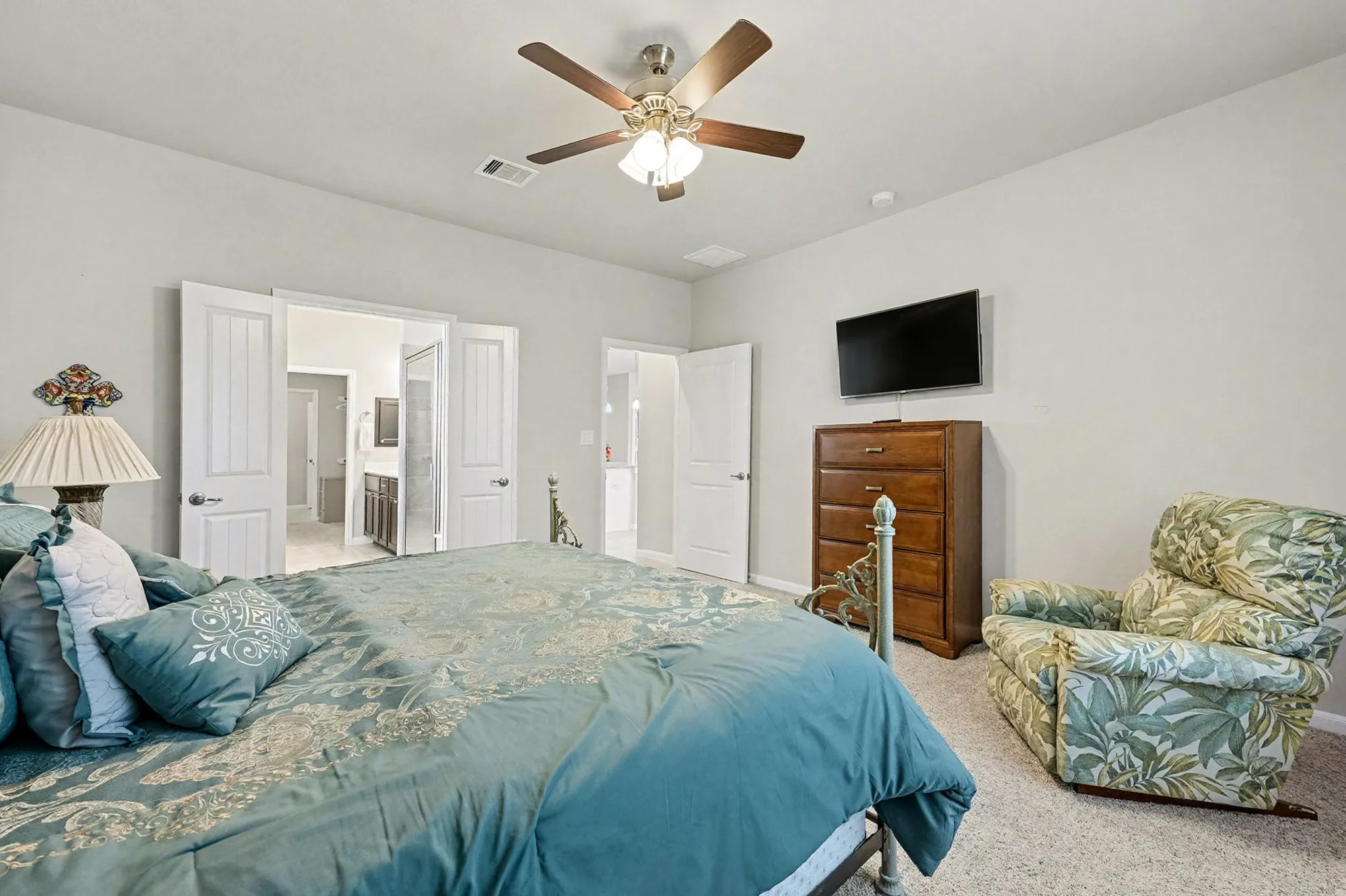 Property Slideshow image 16 of 27 | 3803 keatings lagoon ct, Katy, TX, 77494