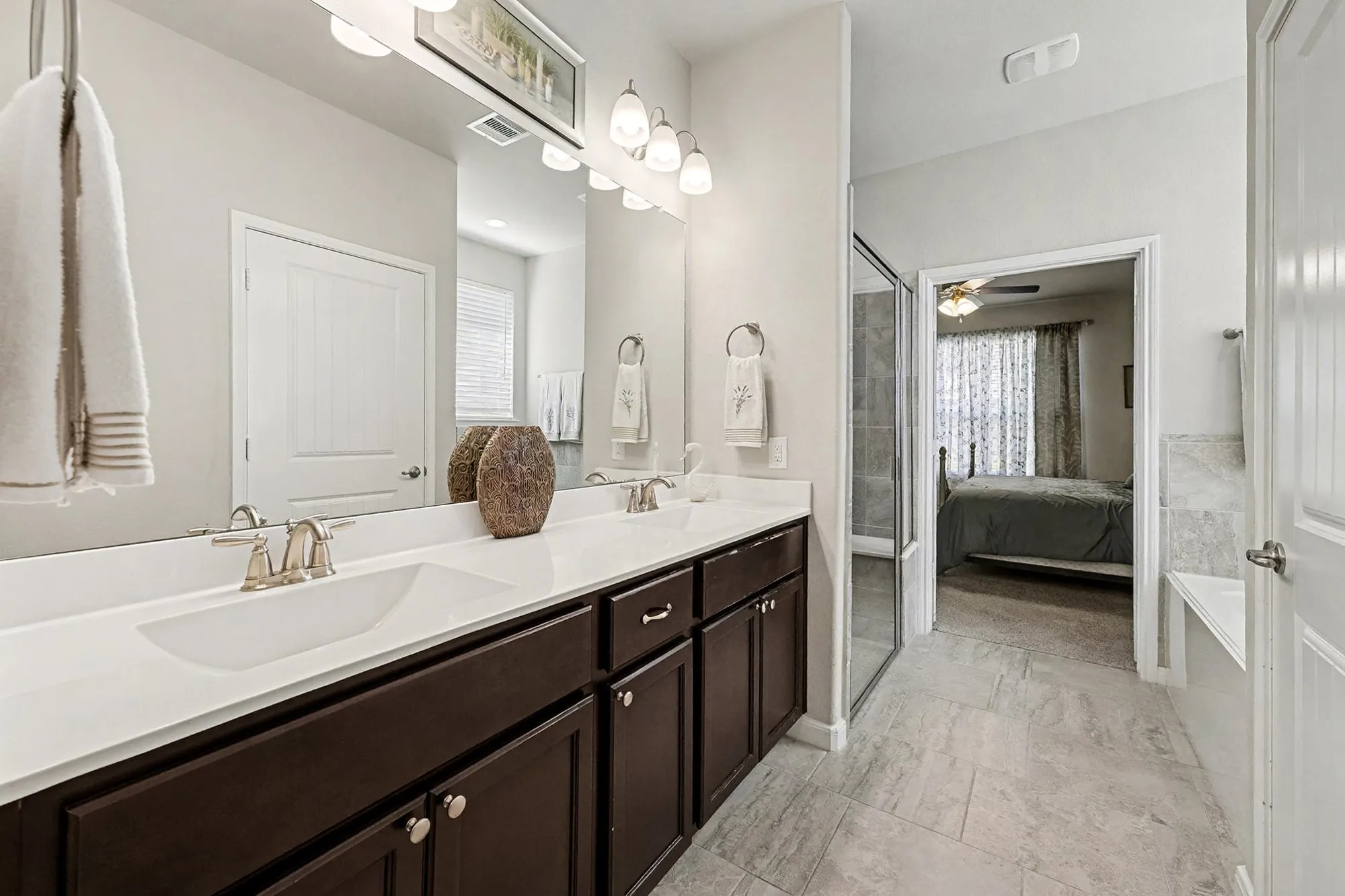 Property Slideshow image 18 of 27 | 3803 keatings lagoon ct, Katy, TX, 77494