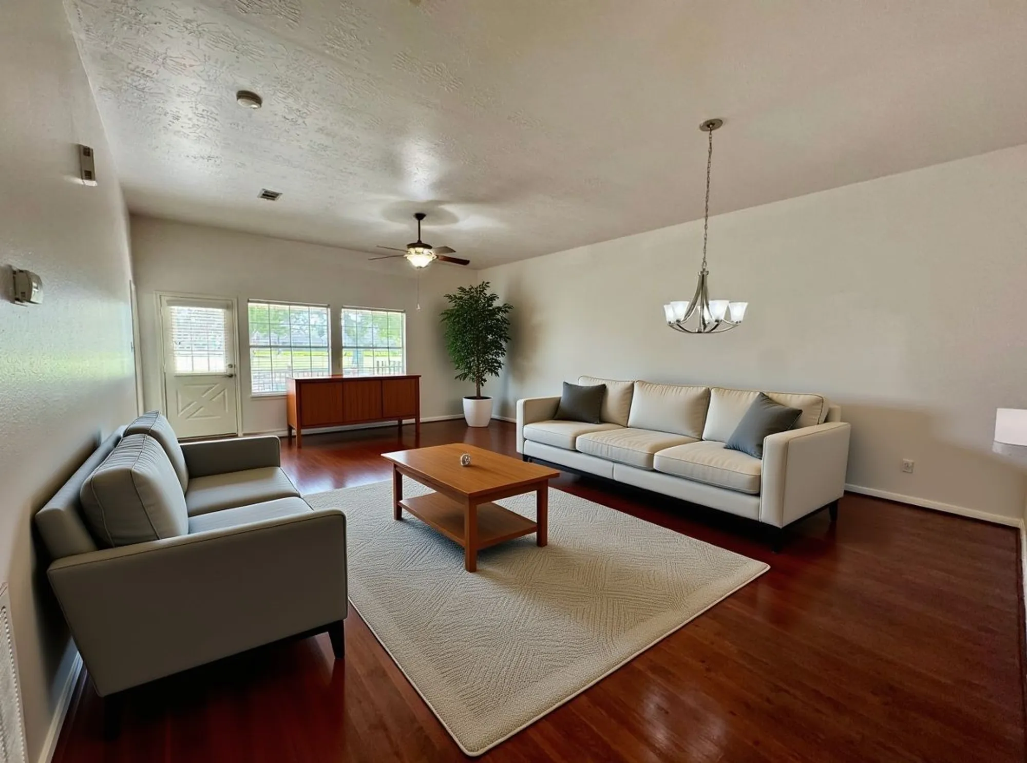 Property Slideshow image 13 of 29 | 3618 teakwood dr, Pearland, TX, 77584