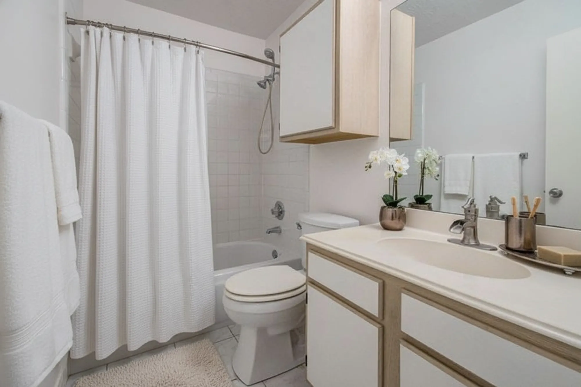 Property Slideshow image 23 of 29 | 3618 teakwood dr, Pearland, TX, 77584