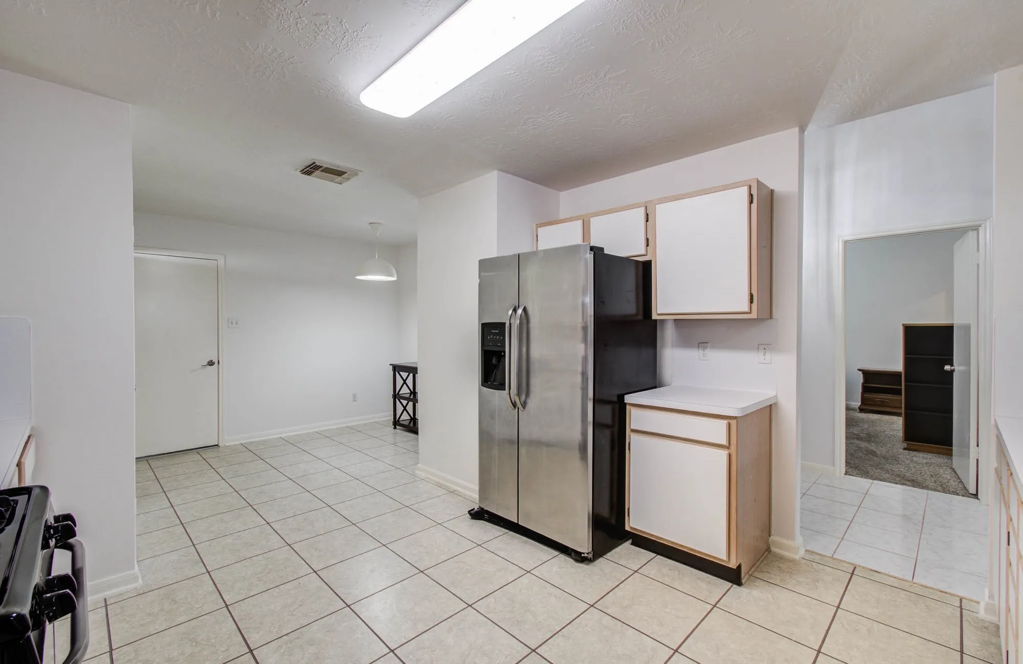 Property Slideshow image 9 of 29 | 3618 teakwood dr, Pearland, TX, 77584