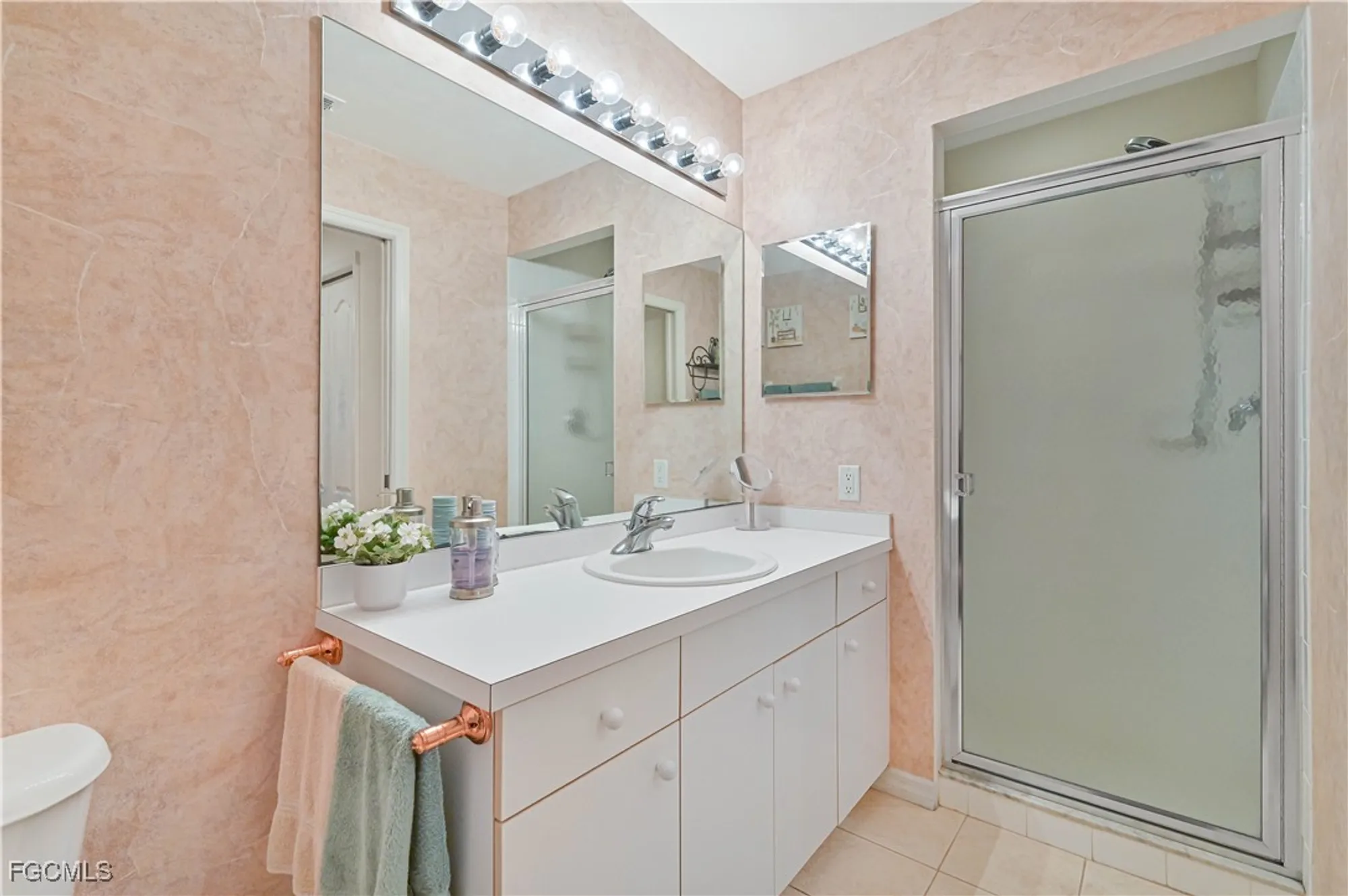 Property Slideshow image 16 of 49 | 14051 brant point cir 8106, Fort Myers, FL, 33919