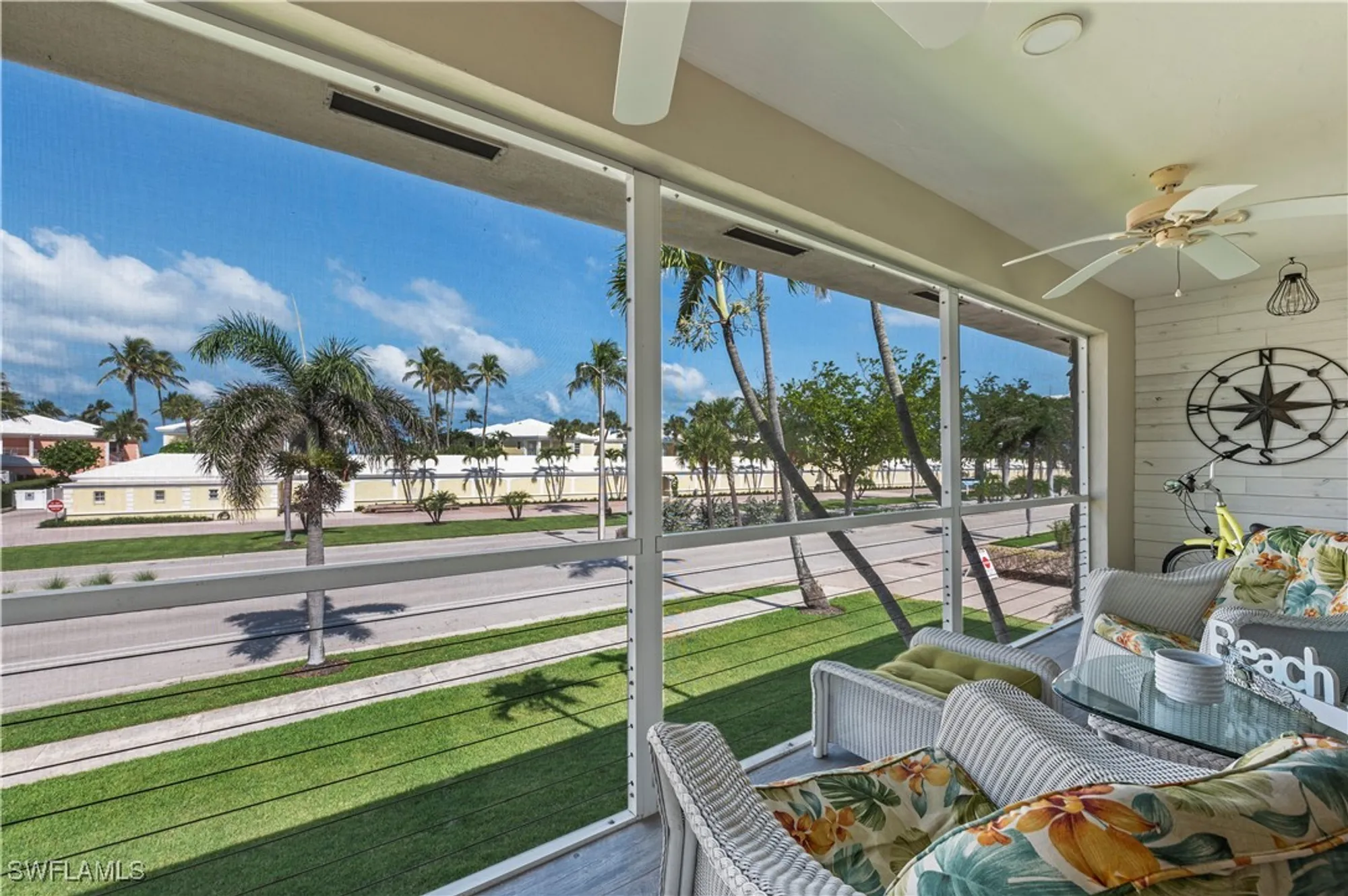 Property Slideshow image 15 of 27 | 2500 gulf shore blvd n4, Naples, FL, 34103