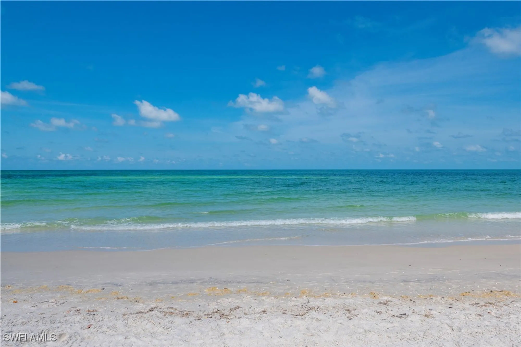 Property Slideshow image 25 of 27 | 2500 gulf shore blvd n4, Naples, FL, 34103