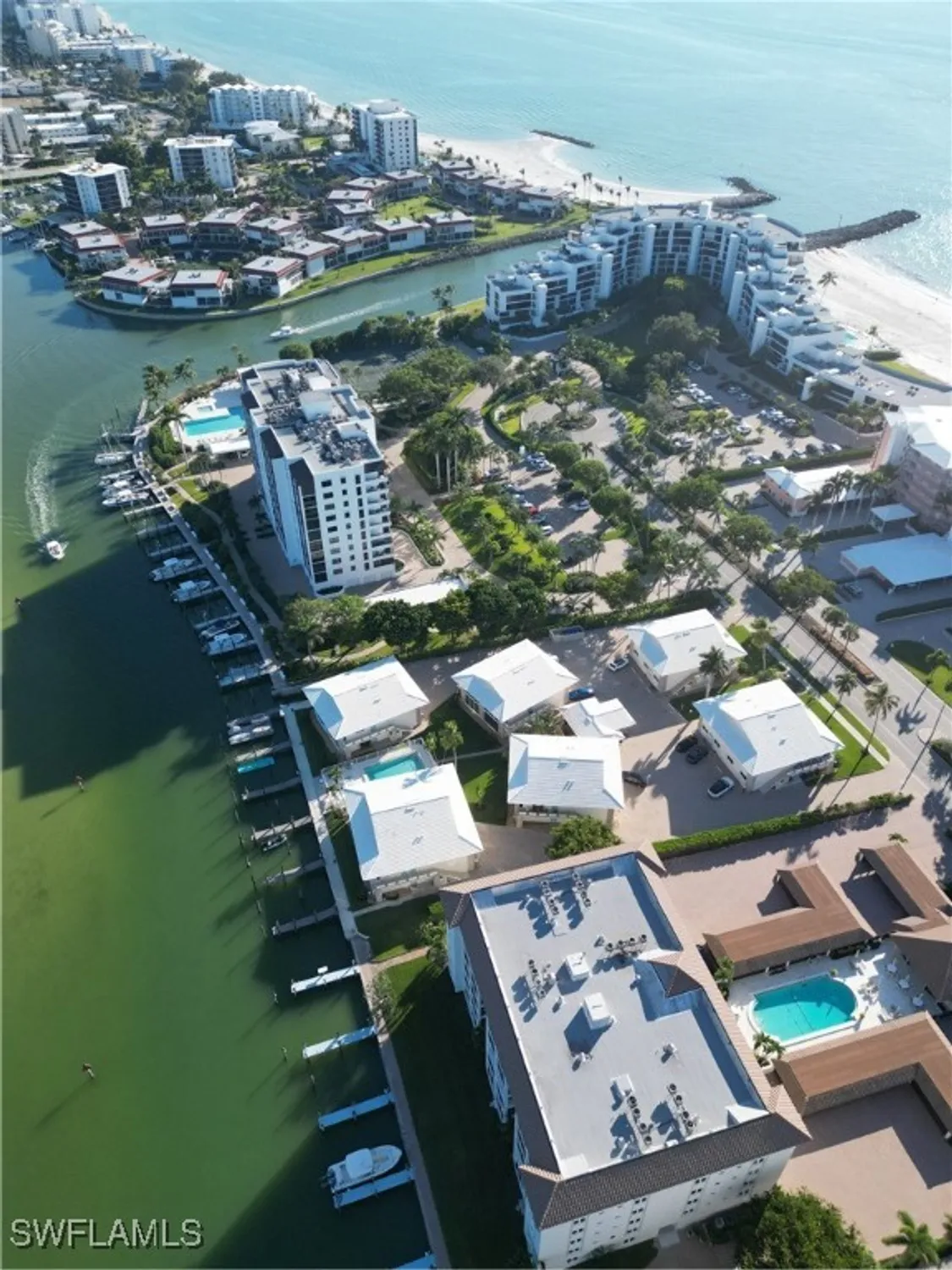 Property Slideshow image 22 of 27 | 2500 gulf shore blvd n4, Naples, FL, 34103