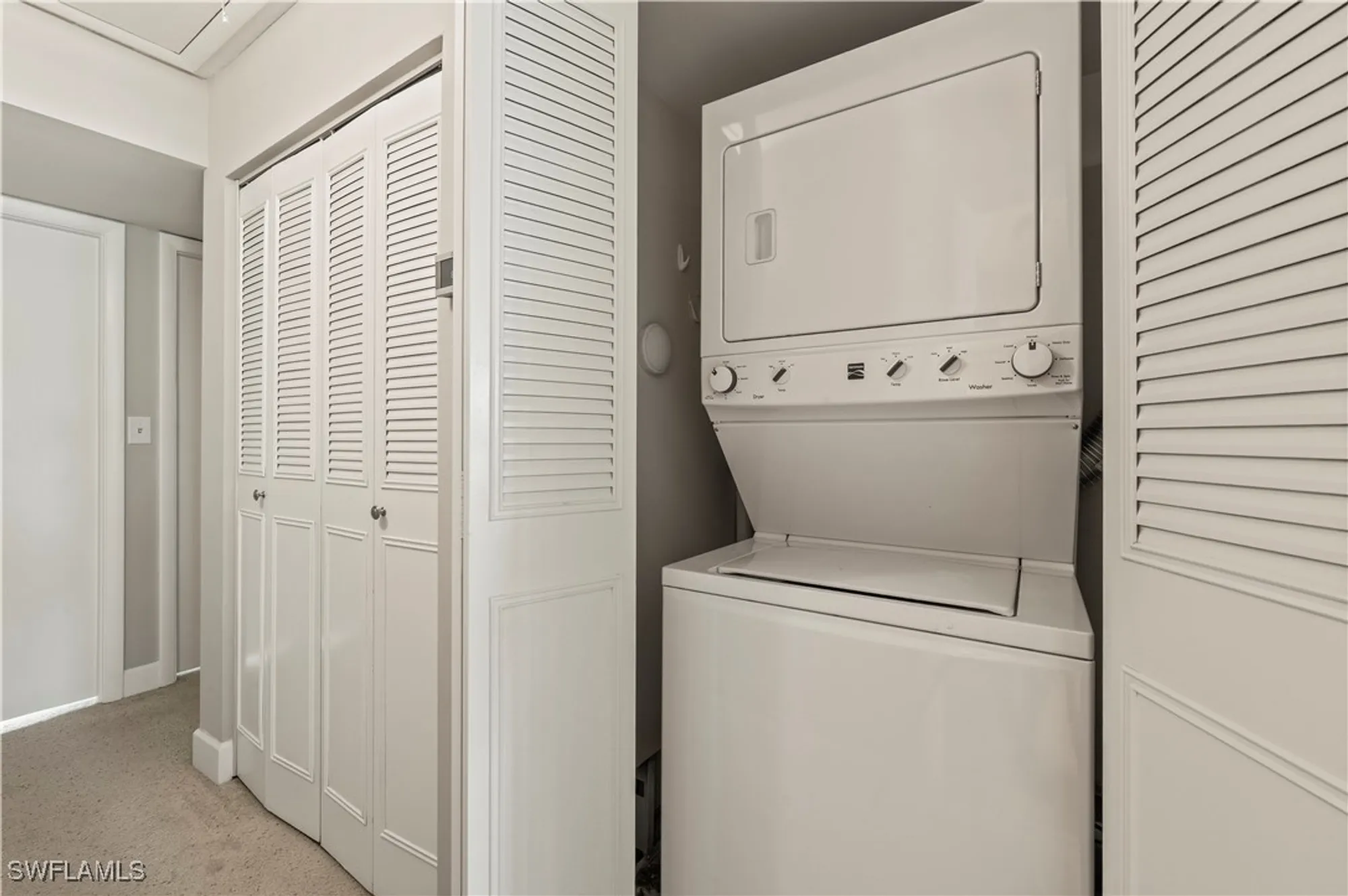 Property Slideshow image 5 of 27 | 2500 gulf shore blvd n4, Naples, FL, 34103