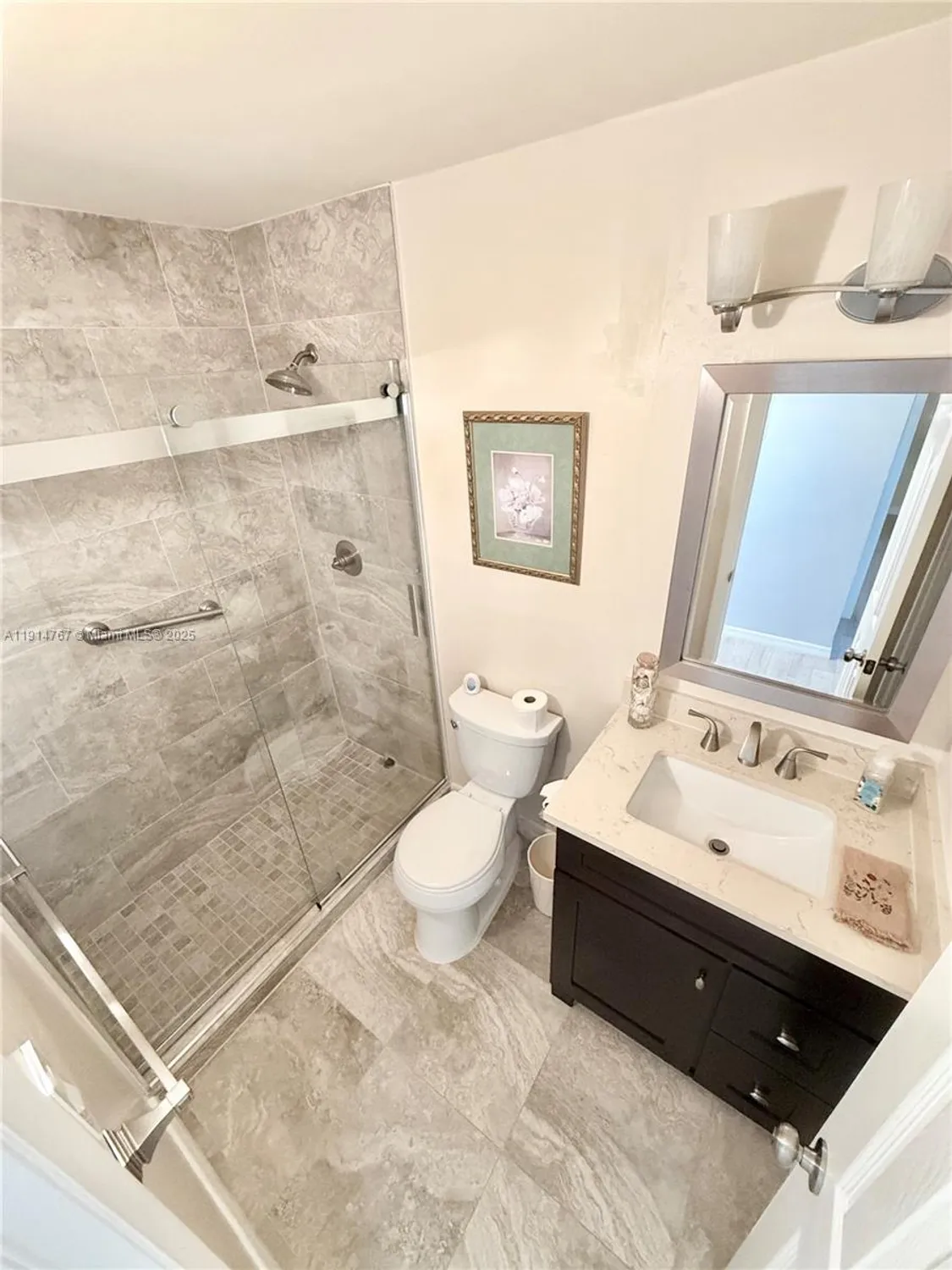 Property Slideshow image 16 of 27 | 7196 ashmont cir # 212, Tamarac, FL, 33321