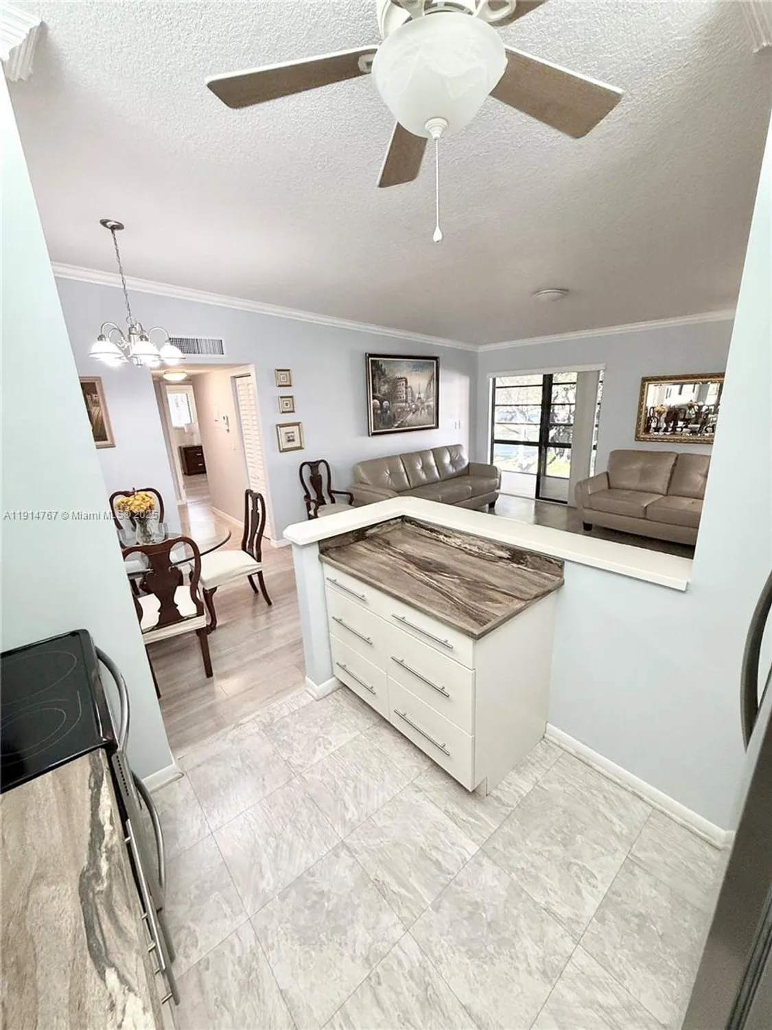 Property Slideshow image 7 of 27 | 7196 ashmont cir # 212, Tamarac, FL, 33321