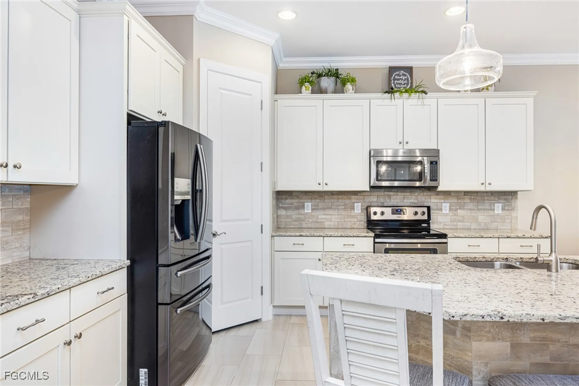 Property Slideshow image 17 of 52 | 10386 materita dr, Fort Myers, FL, 33913