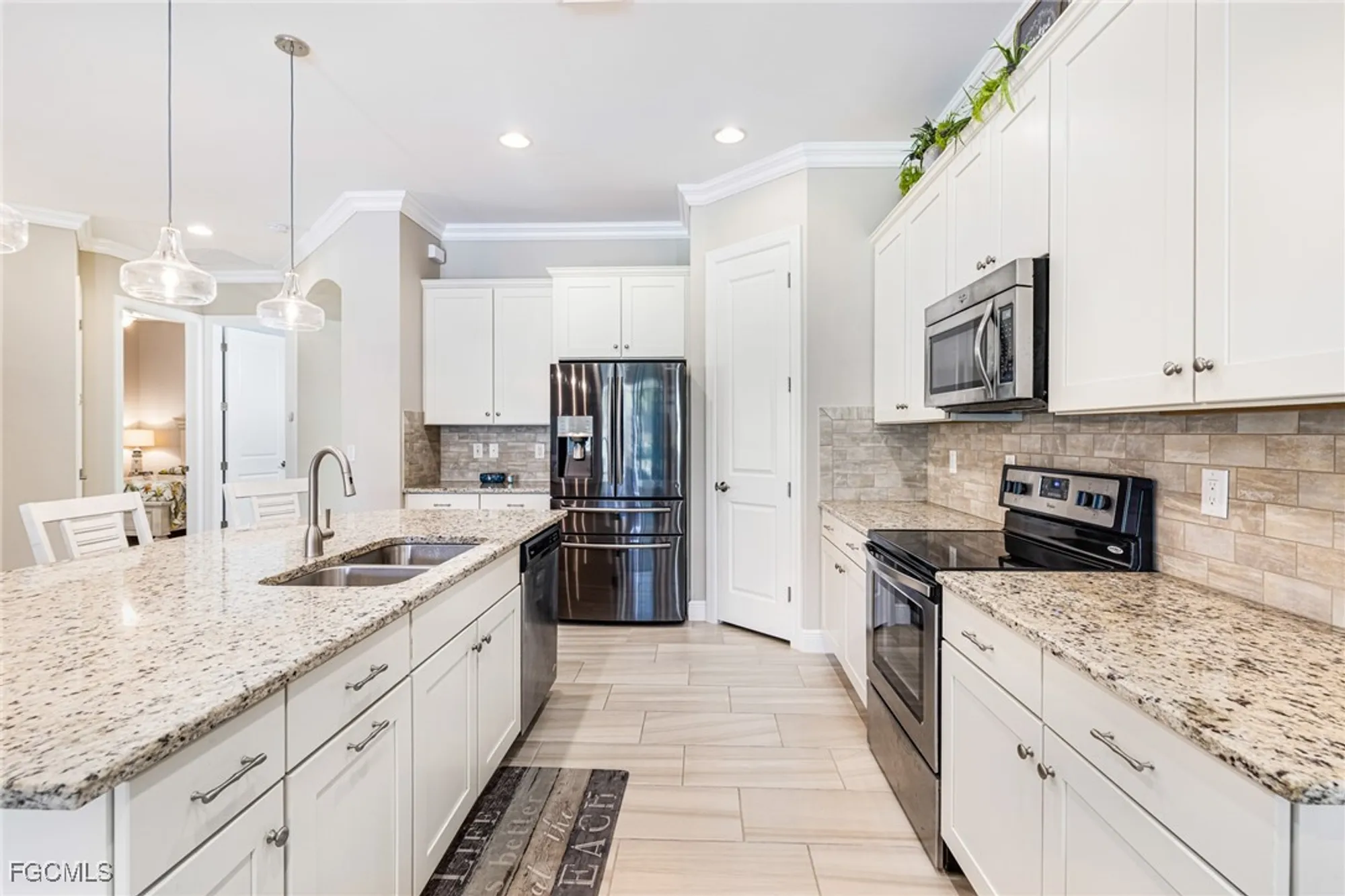 Property Slideshow image 18 of 52 | 10386 materita dr, Fort Myers, FL, 33913