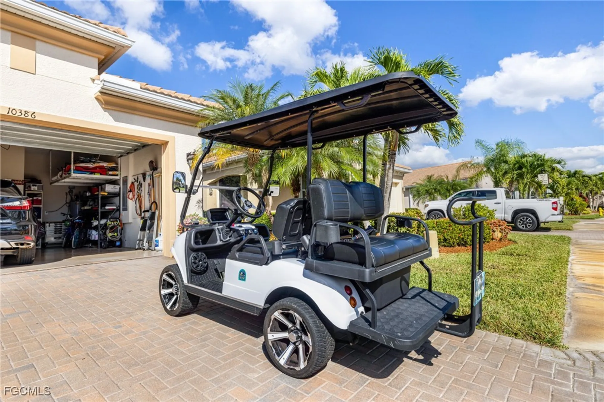 Property Slideshow image 4 of 52 | 10386 materita dr, Fort Myers, FL, 33913