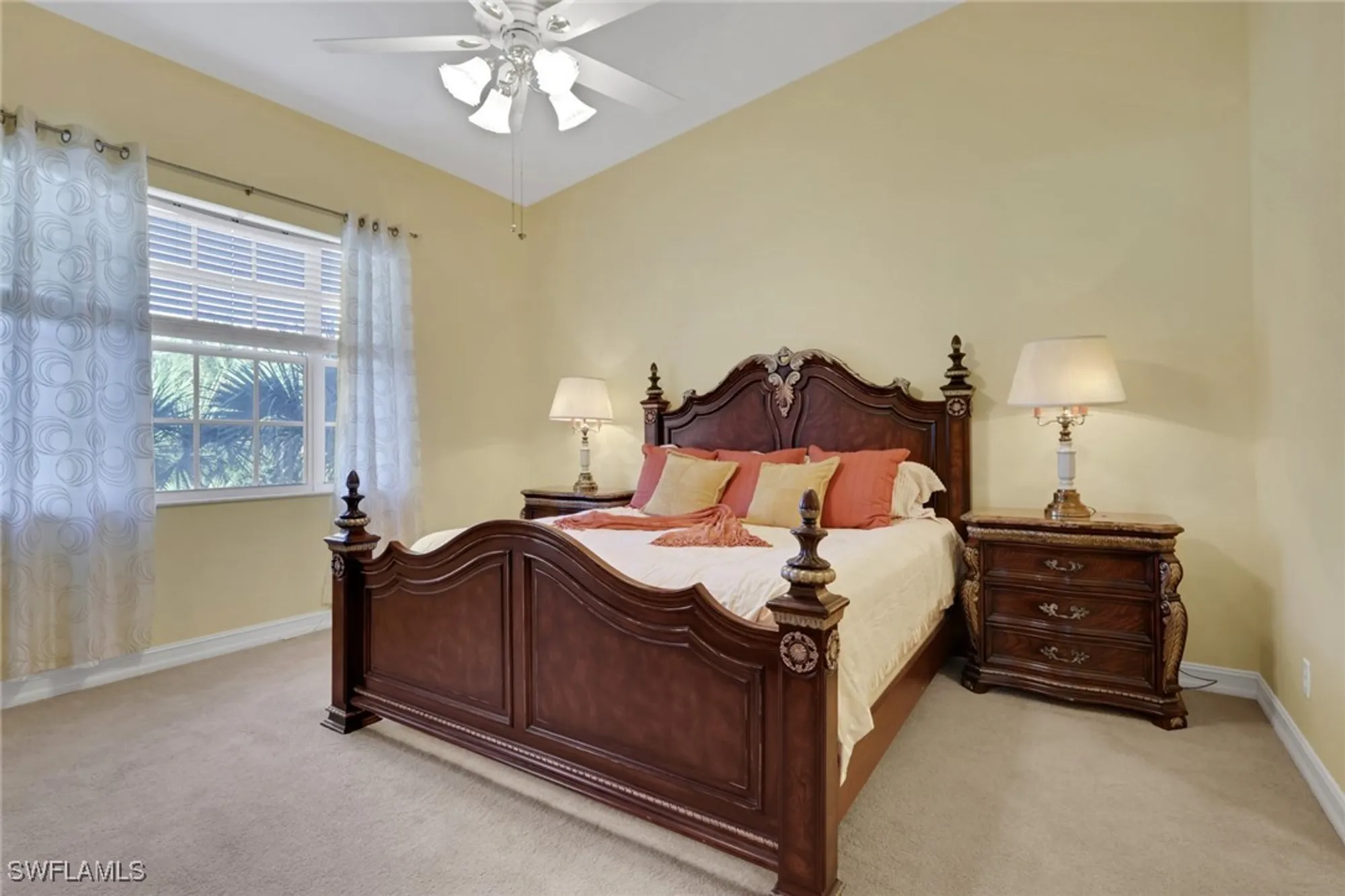 Property Slideshow image 20 of 29 | 820 bentwater cir 202, Naples, FL, 34108