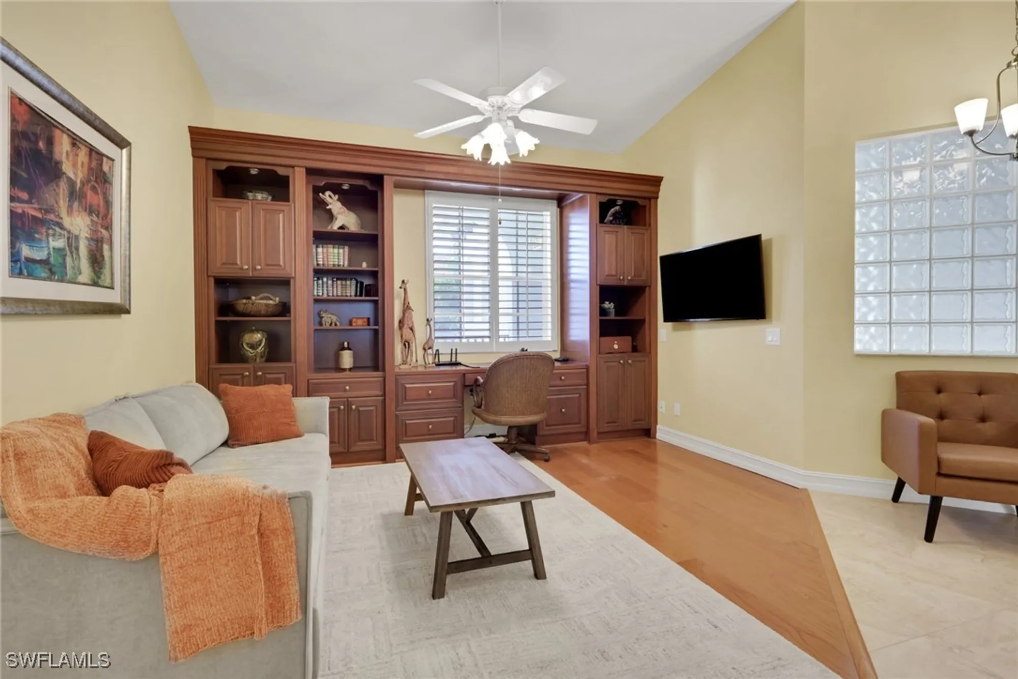 Property Slideshow image 6 of 29 | 820 bentwater cir 202, Naples, FL, 34108