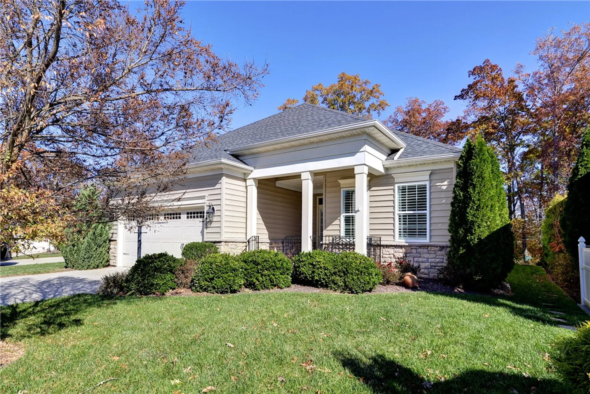 Property Slideshow image 1 of 43 | 6462 isabella dr, Williamsburg, VA, 23188