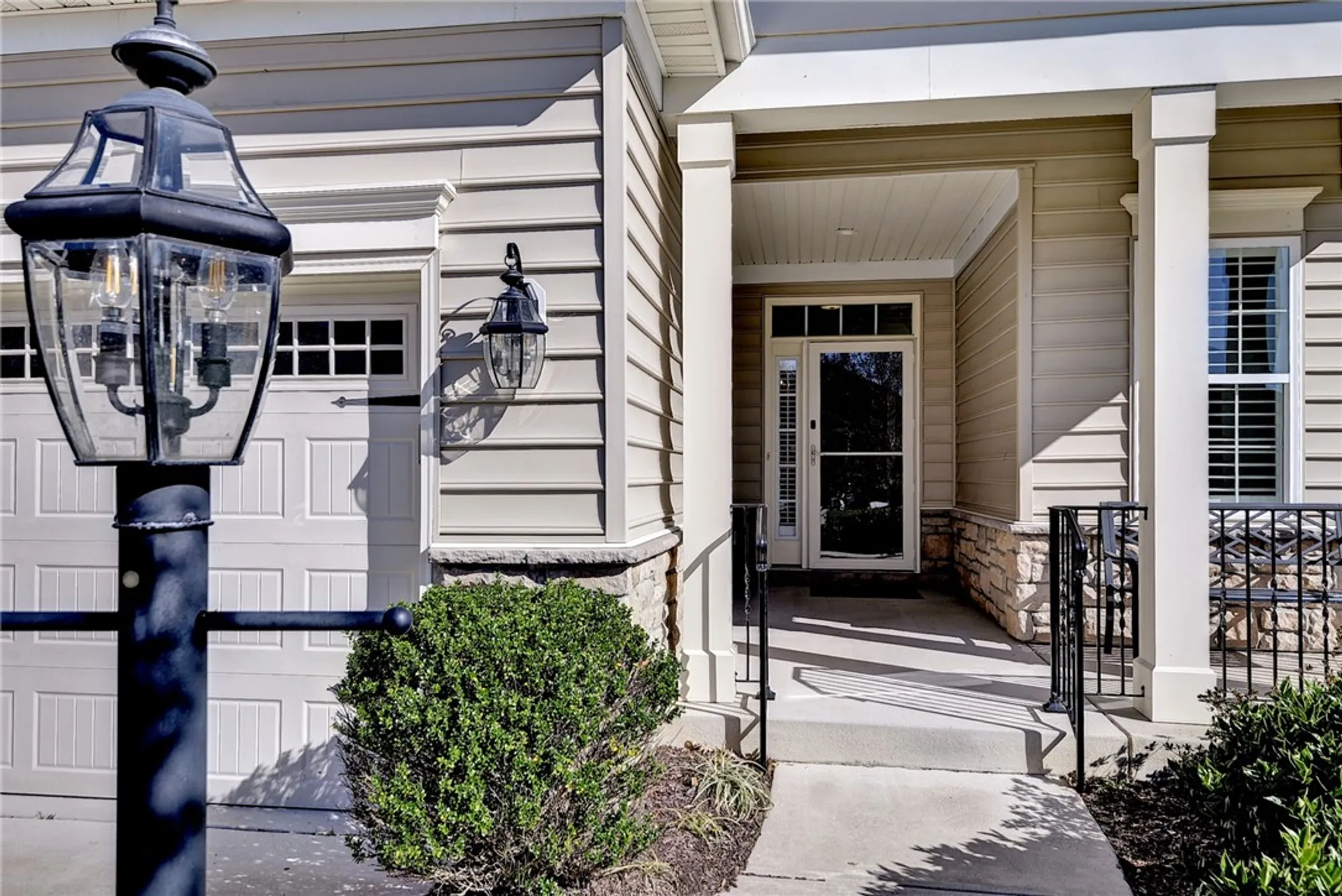 Property Slideshow image 3 of 43 | 6462 isabella dr, Williamsburg, VA, 23188