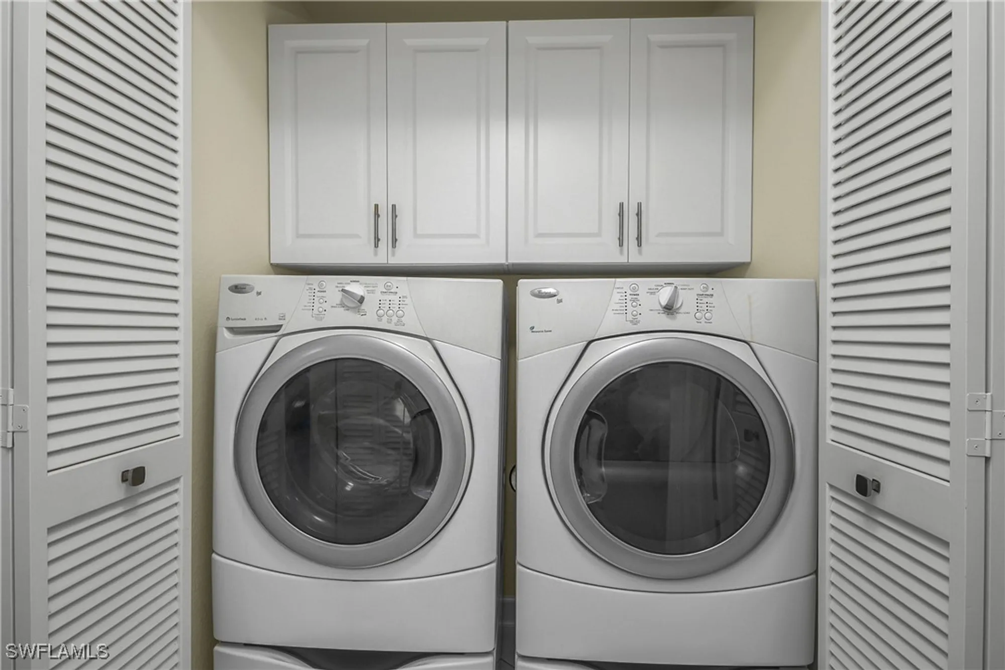 Property Slideshow image 25 of 40 | 864 tanbark dr apt 101, Naples, FL, 34108