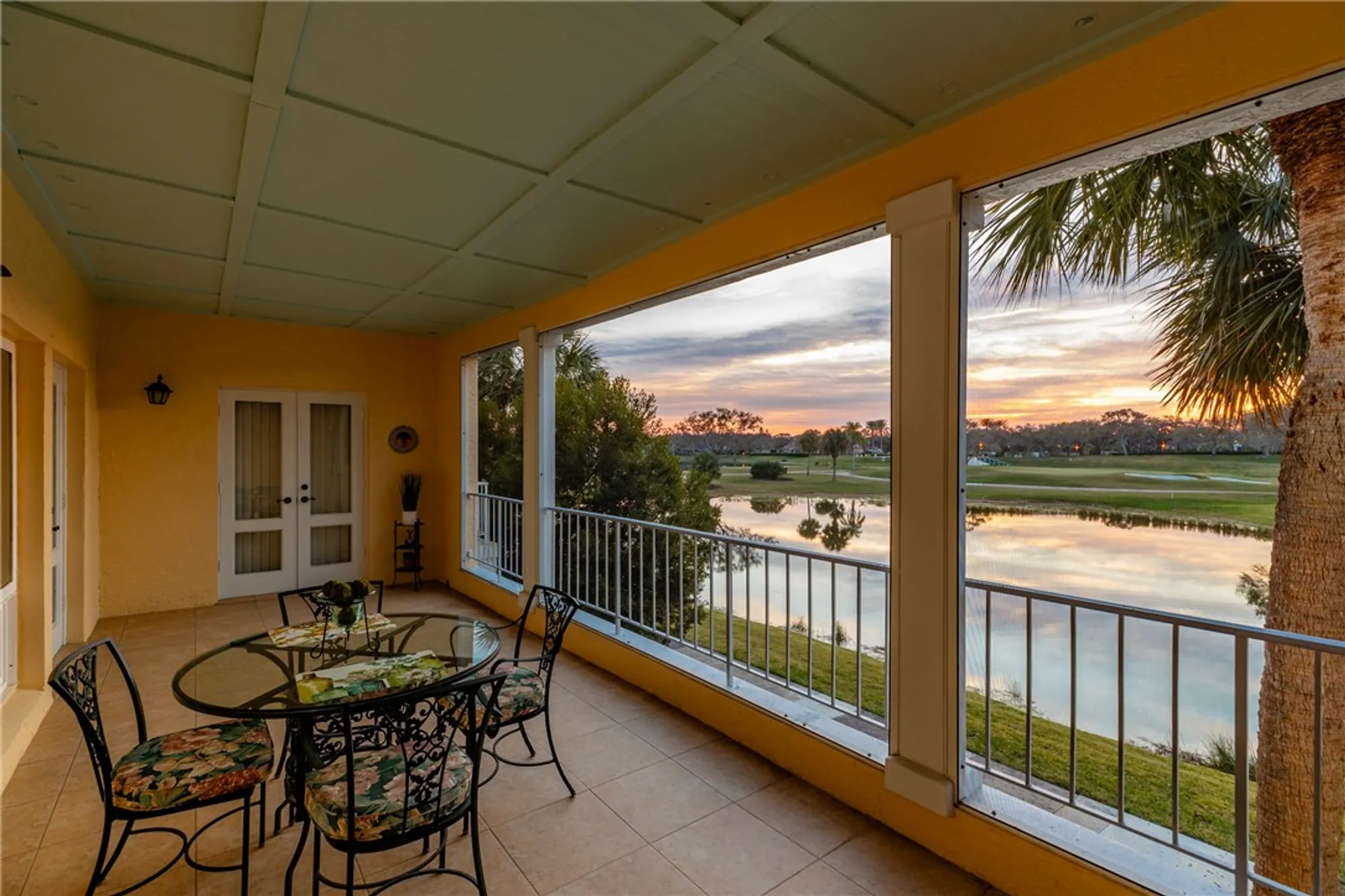 Property Slideshow image 1 of 36 | 5045 harmony cir 207, Vero Beach, FL, 32967