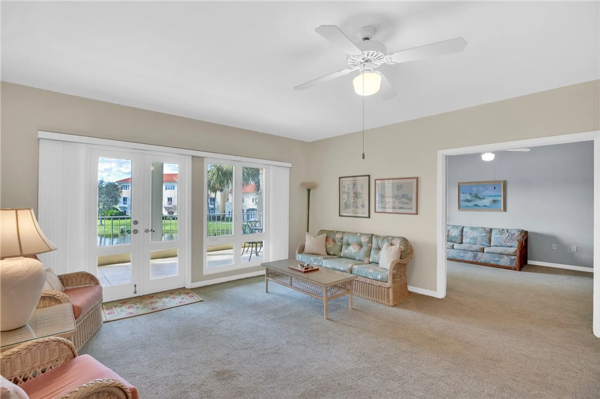 Property Slideshow image 10 of 36 | 5045 harmony cir 207, Vero Beach, FL, 32967