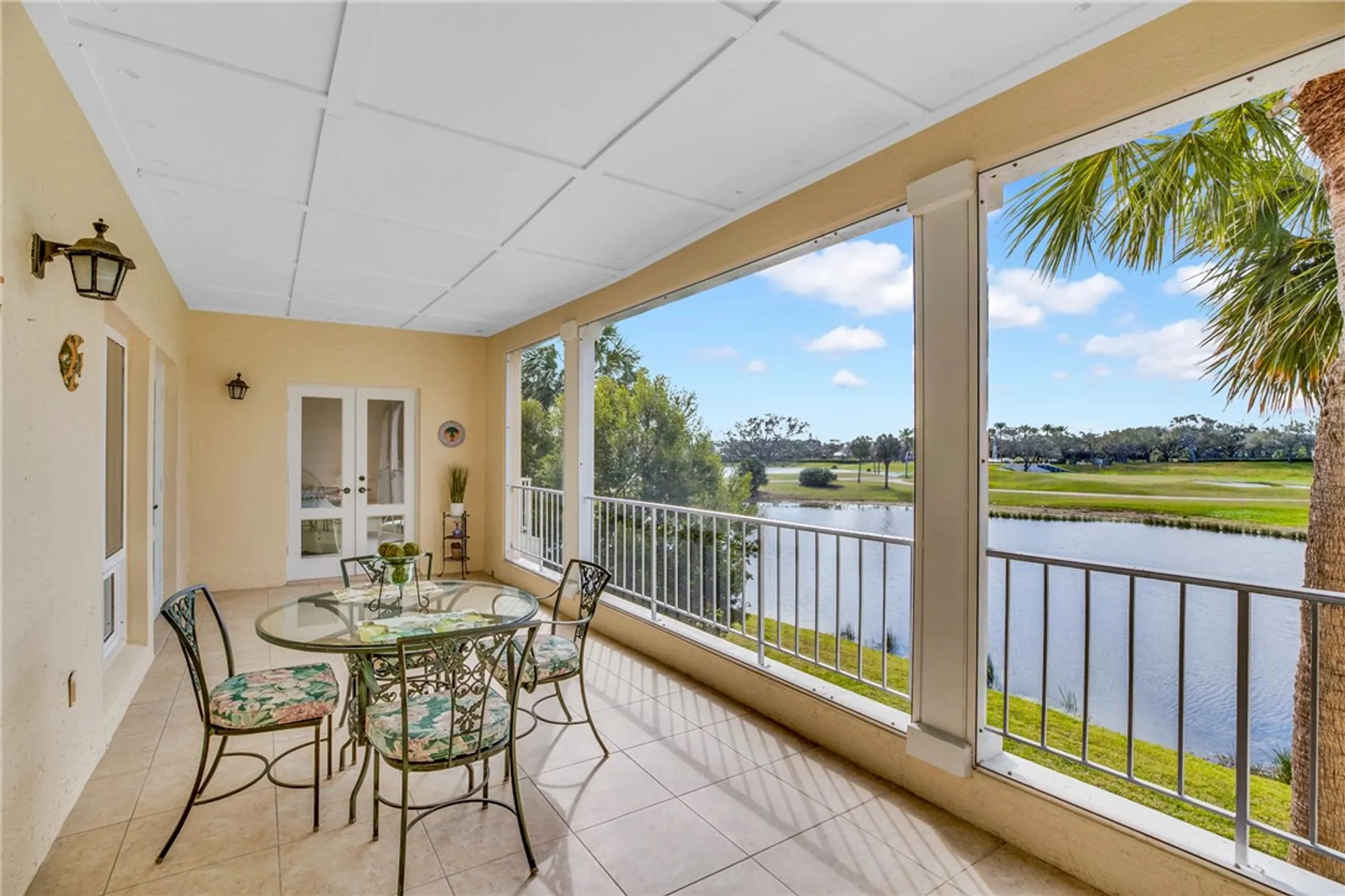Property Slideshow image 28 of 36 | 5045 harmony cir 207, Vero Beach, FL, 32967