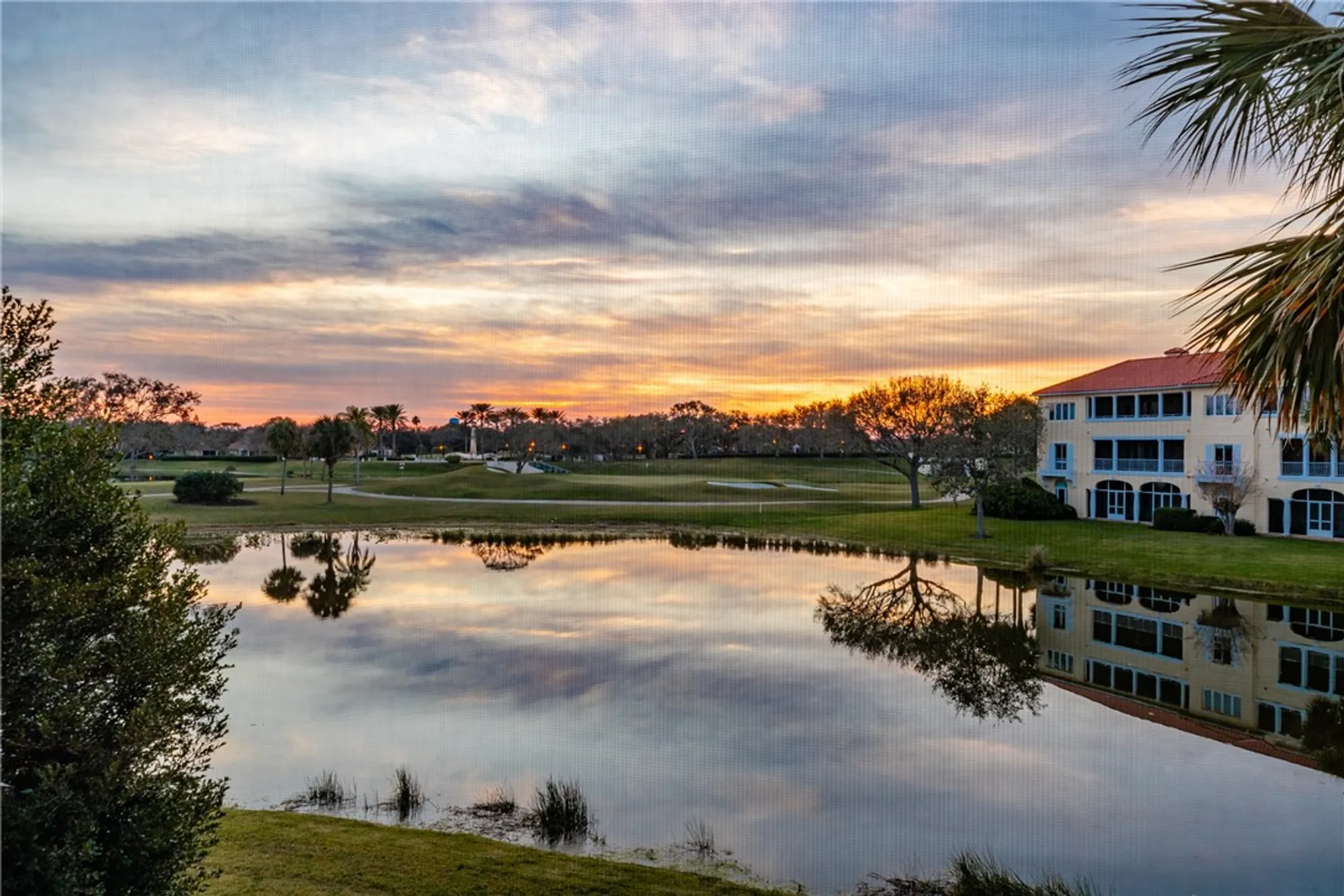 Property Slideshow image 4 of 36 | 5045 harmony cir 207, Vero Beach, FL, 32967