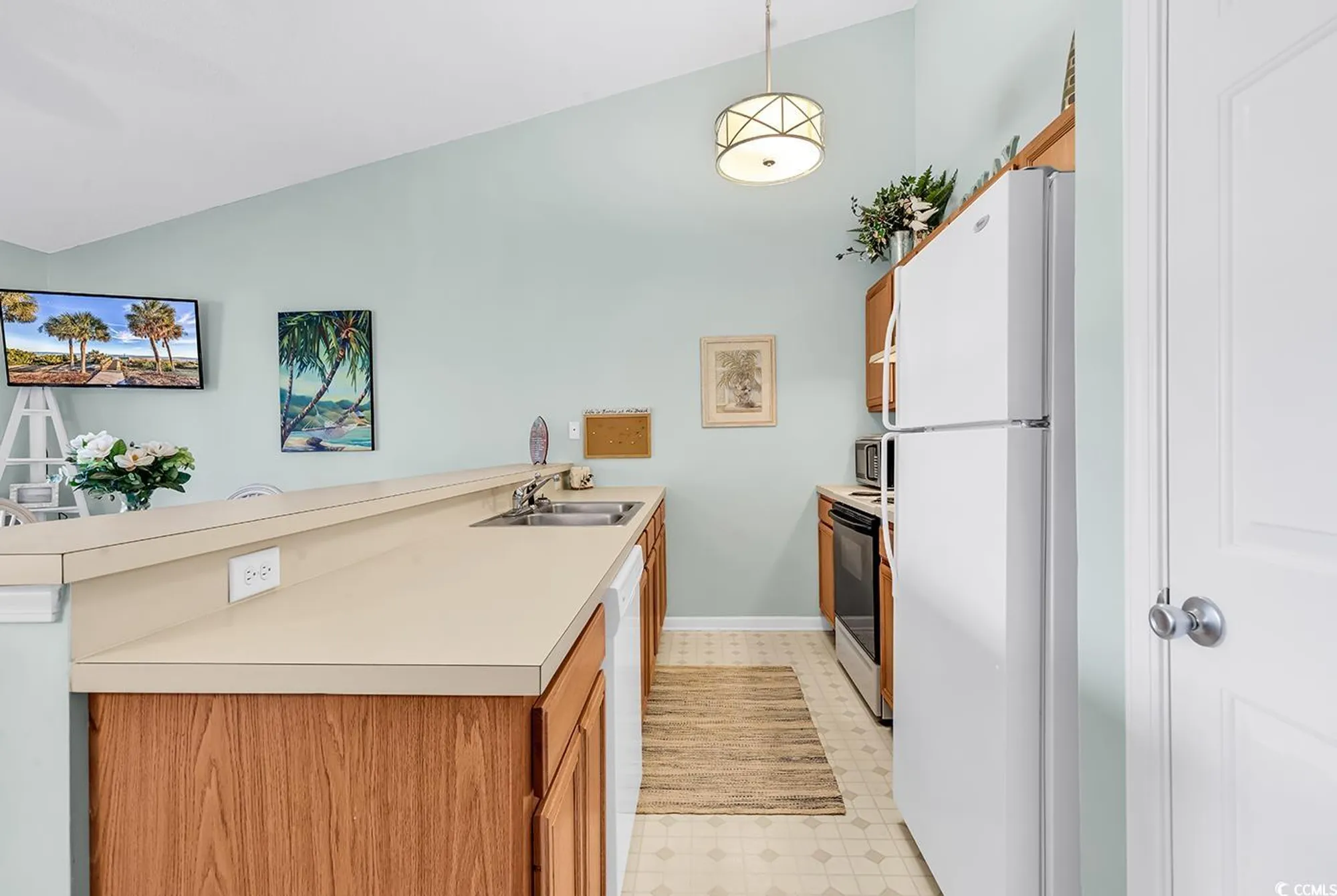 Property Slideshow image 7 of 23 | 1230 white tree ln f, Myrtle Beach, SC, 29588