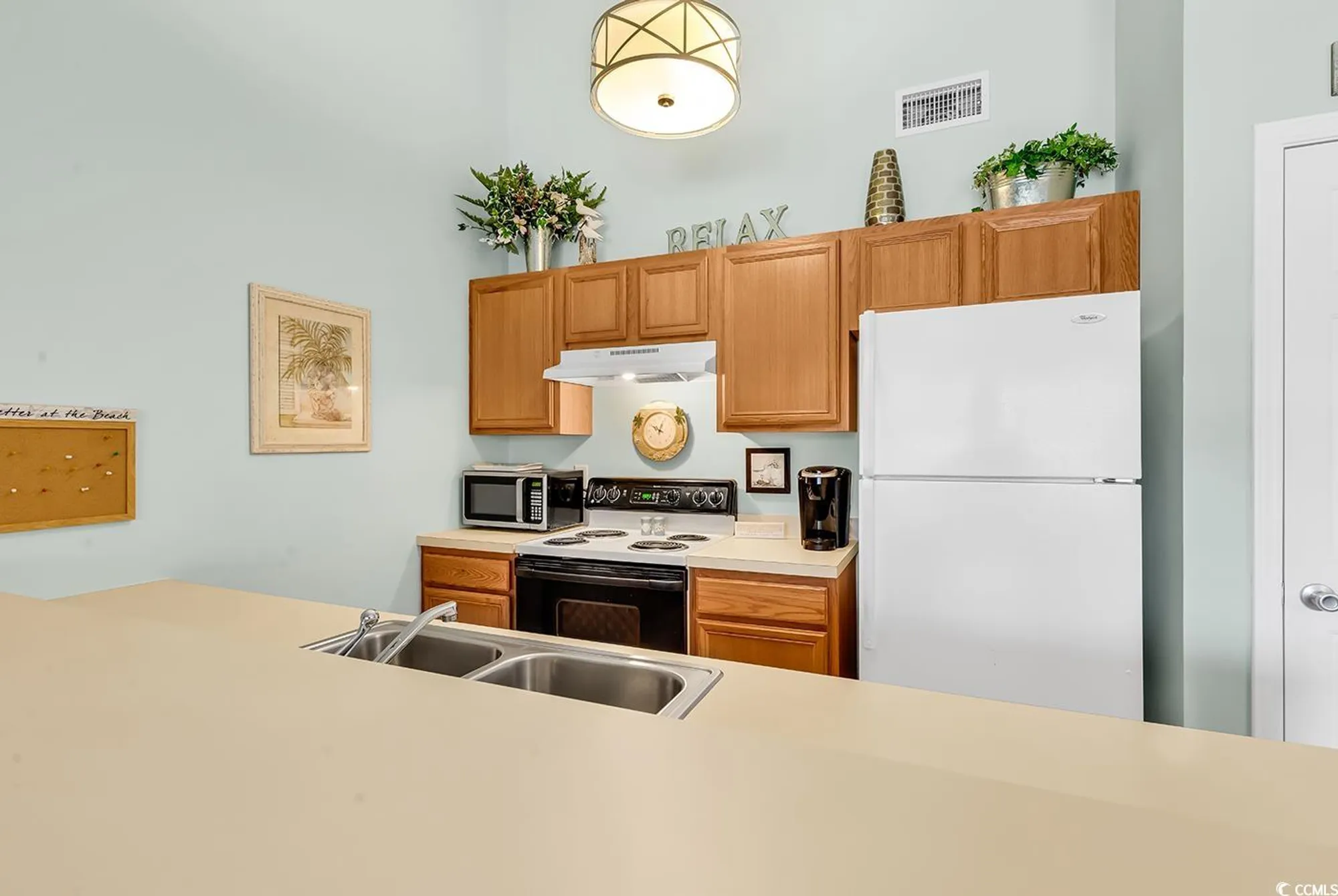 Property Slideshow image 8 of 23 | 1230 white tree ln f, Myrtle Beach, SC, 29588