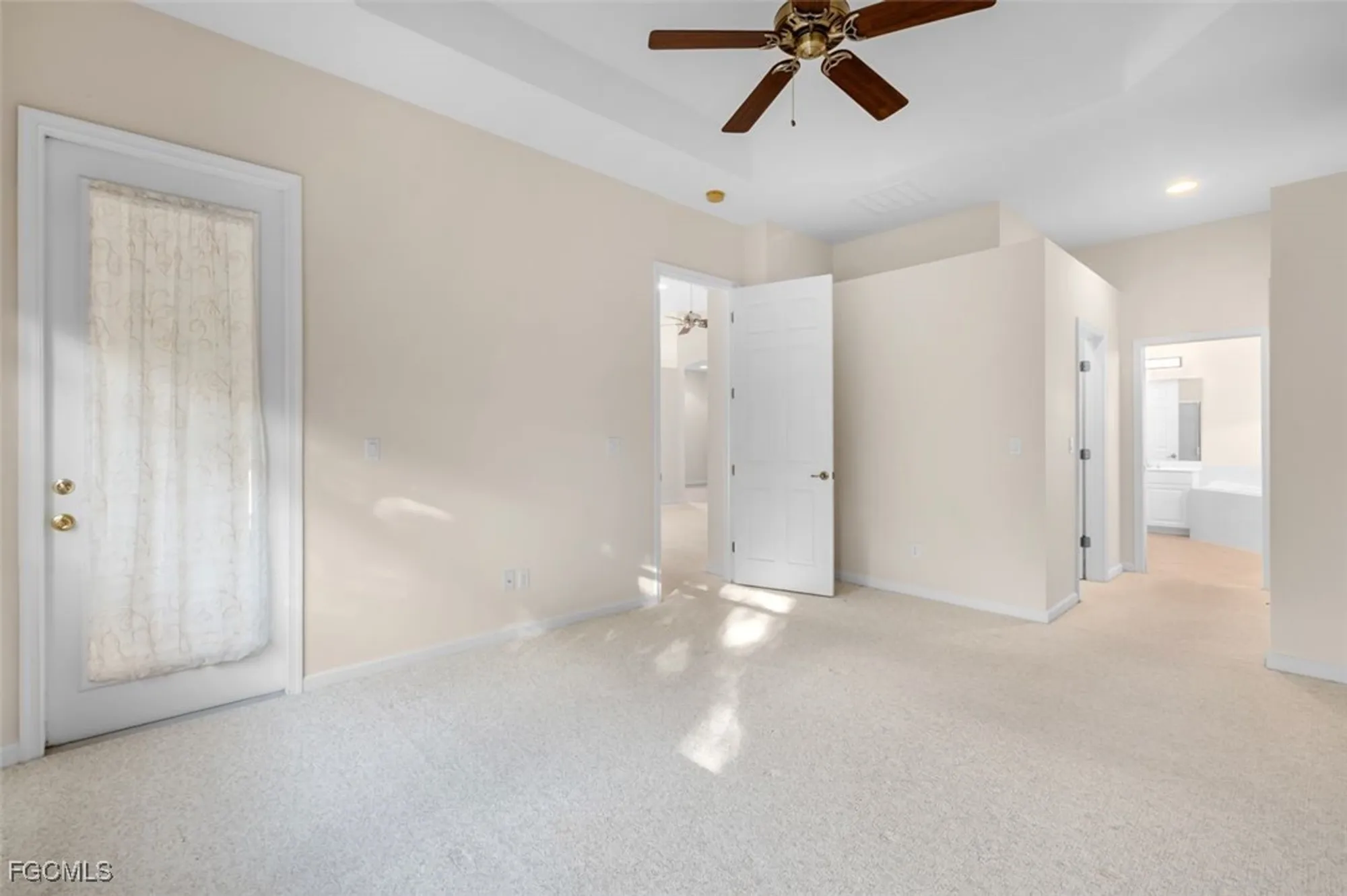 Property Slideshow image 11 of 33 | 11970 bramble cove dr, Fort Myers, FL, 33905