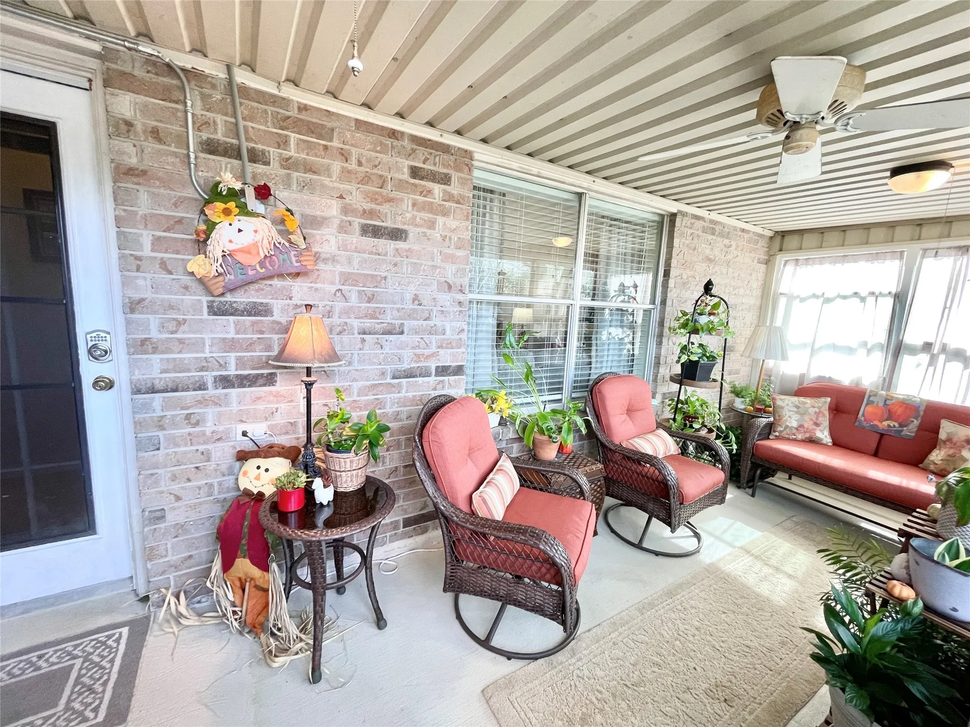 Property Slideshow image 22 of 25 | 918 peach blossom dr, Pearland, TX, 77584