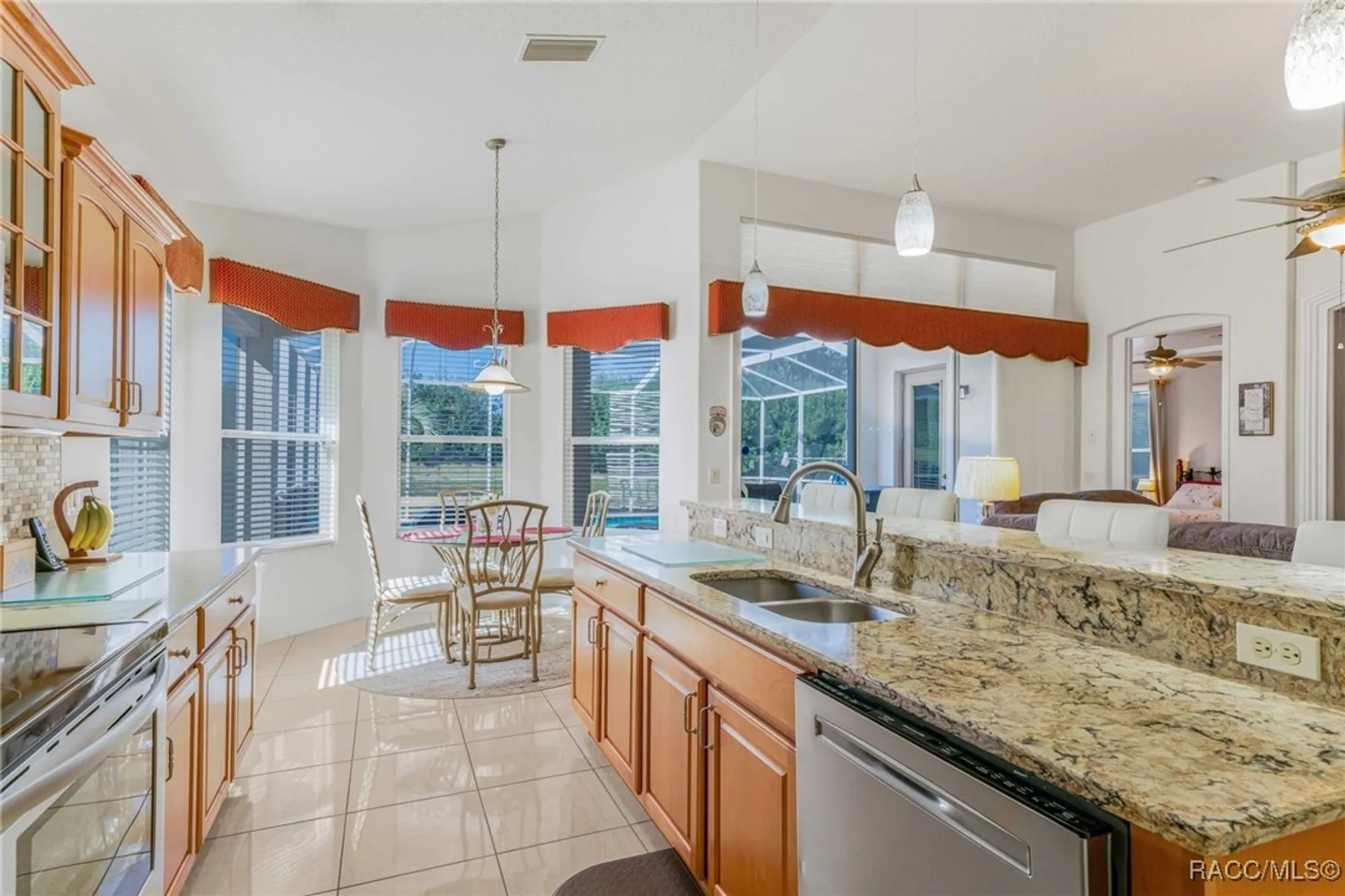 Property Slideshow image 20 of 56 | 1311 w skyview crossing dr, Hernando, FL, 34442