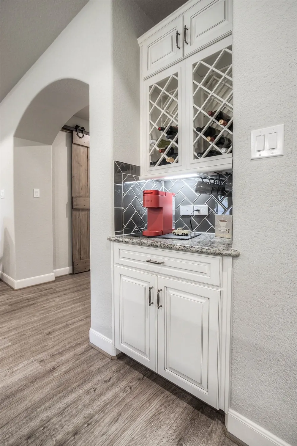 Property Slideshow image 15 of 50 | 5757 lakeside villas ct, Conroe, TX, 77304