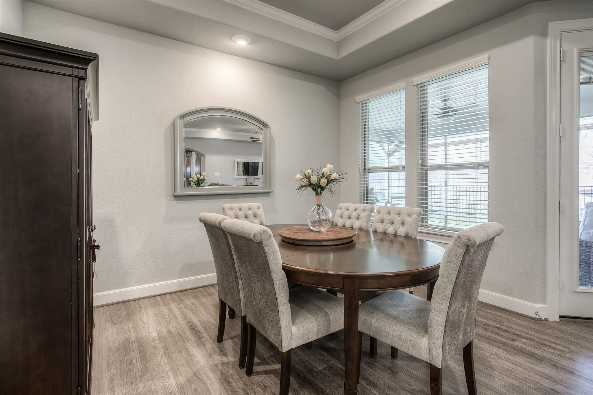 Property Slideshow image 16 of 50 | 5757 lakeside villas ct, Conroe, TX, 77304