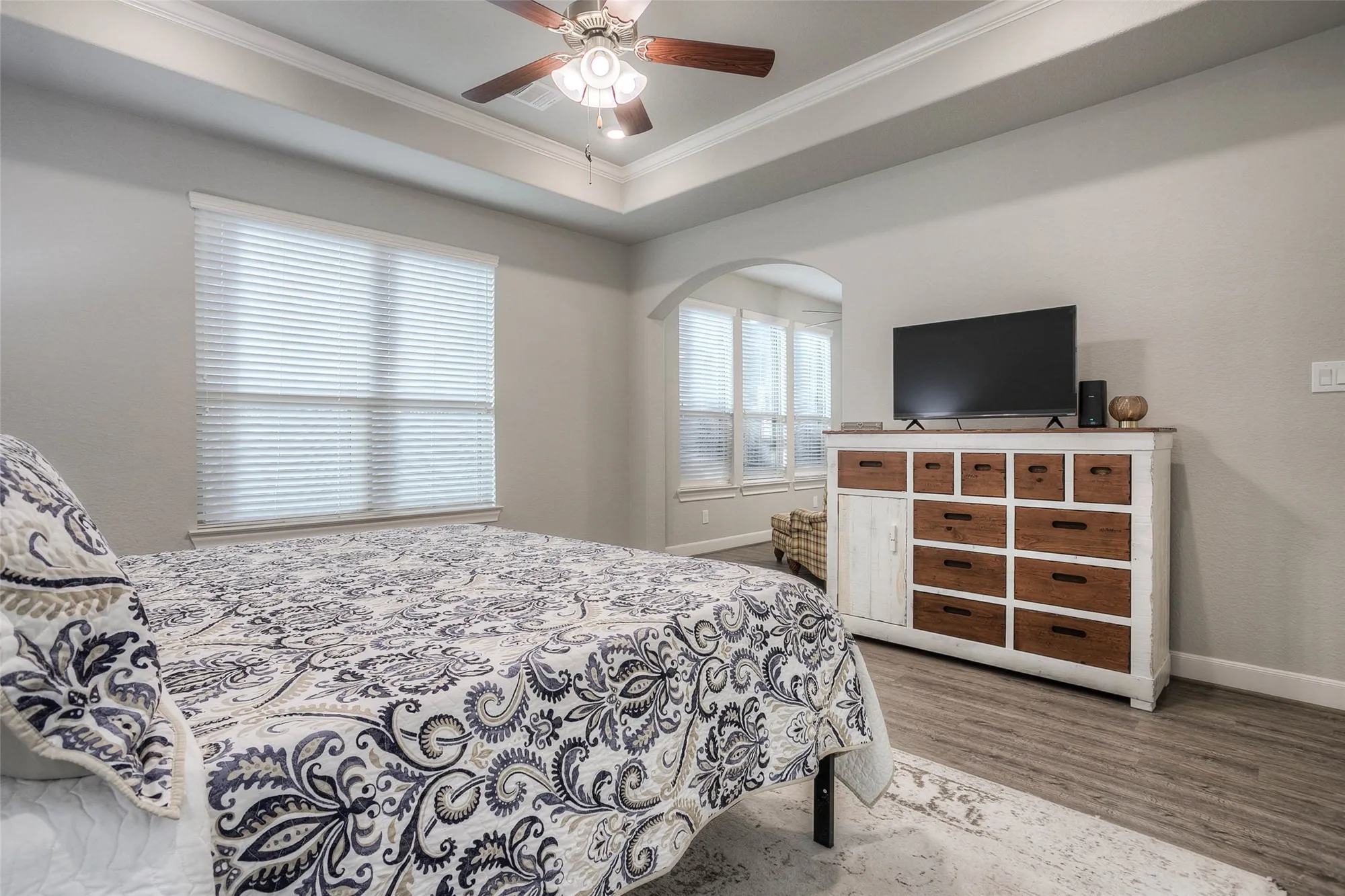 Property Slideshow image 26 of 50 | 5757 lakeside villas ct, Conroe, TX, 77304