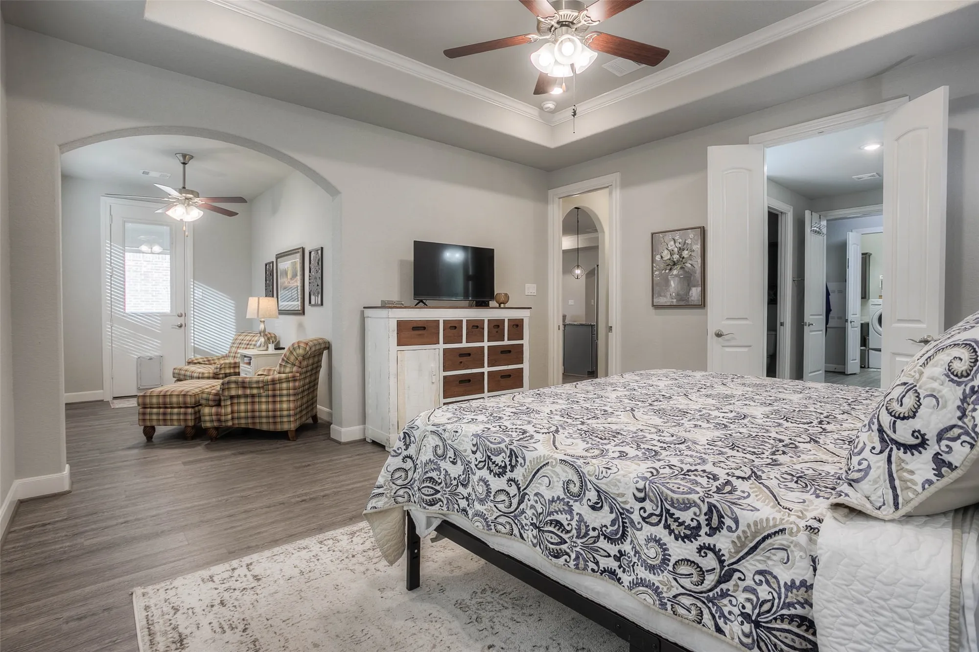 Property Slideshow image 22 of 50 | 5757 lakeside villas ct, Conroe, TX, 77304