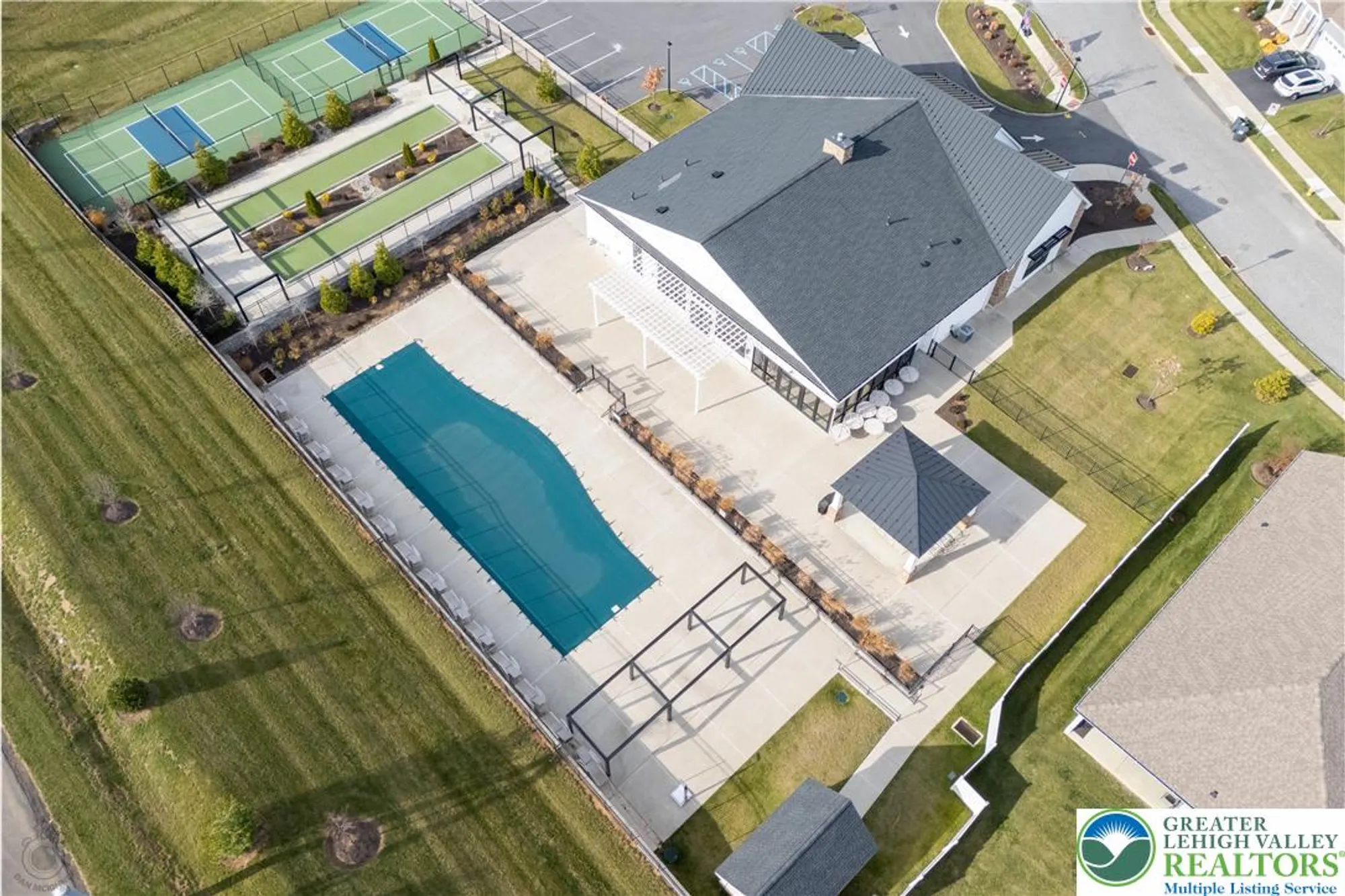 Property Slideshow image 38 of 41 | 7945 golden ln, Breinigsville, PA, 18031