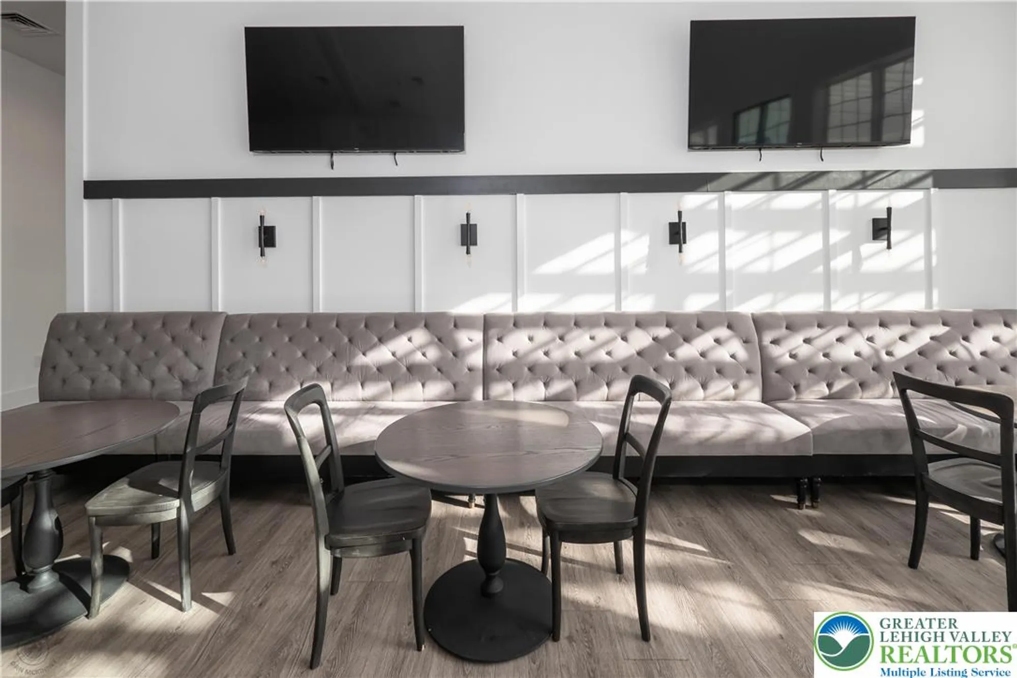 Property Slideshow image 30 of 41 | 7945 golden ln, Breinigsville, PA, 18031