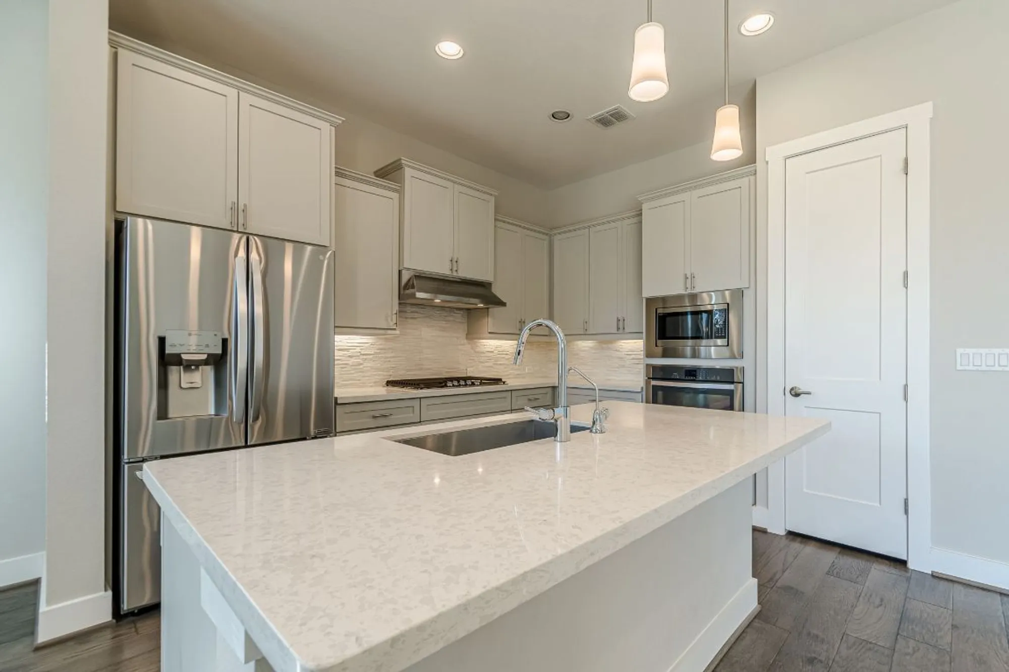 Property Slideshow image 15 of 40 | 220 jumping laurel st, San Marcos, TX, 78666