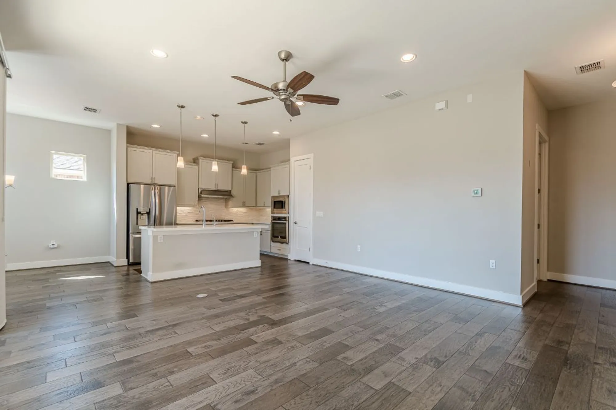 Property Slideshow image 11 of 40 | 220 jumping laurel st, San Marcos, TX, 78666