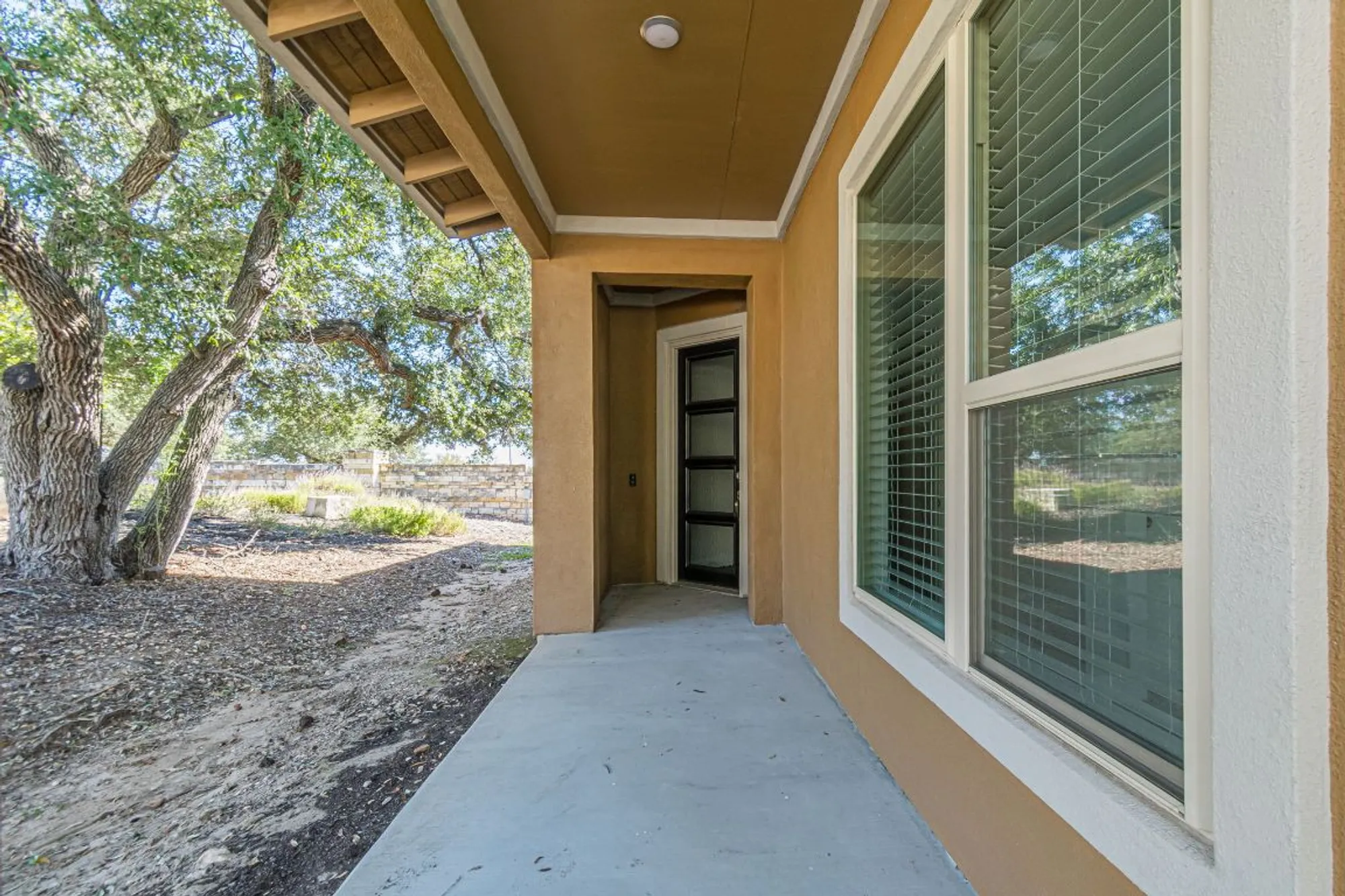 Property Slideshow image 5 of 40 | 220 jumping laurel st, San Marcos, TX, 78666