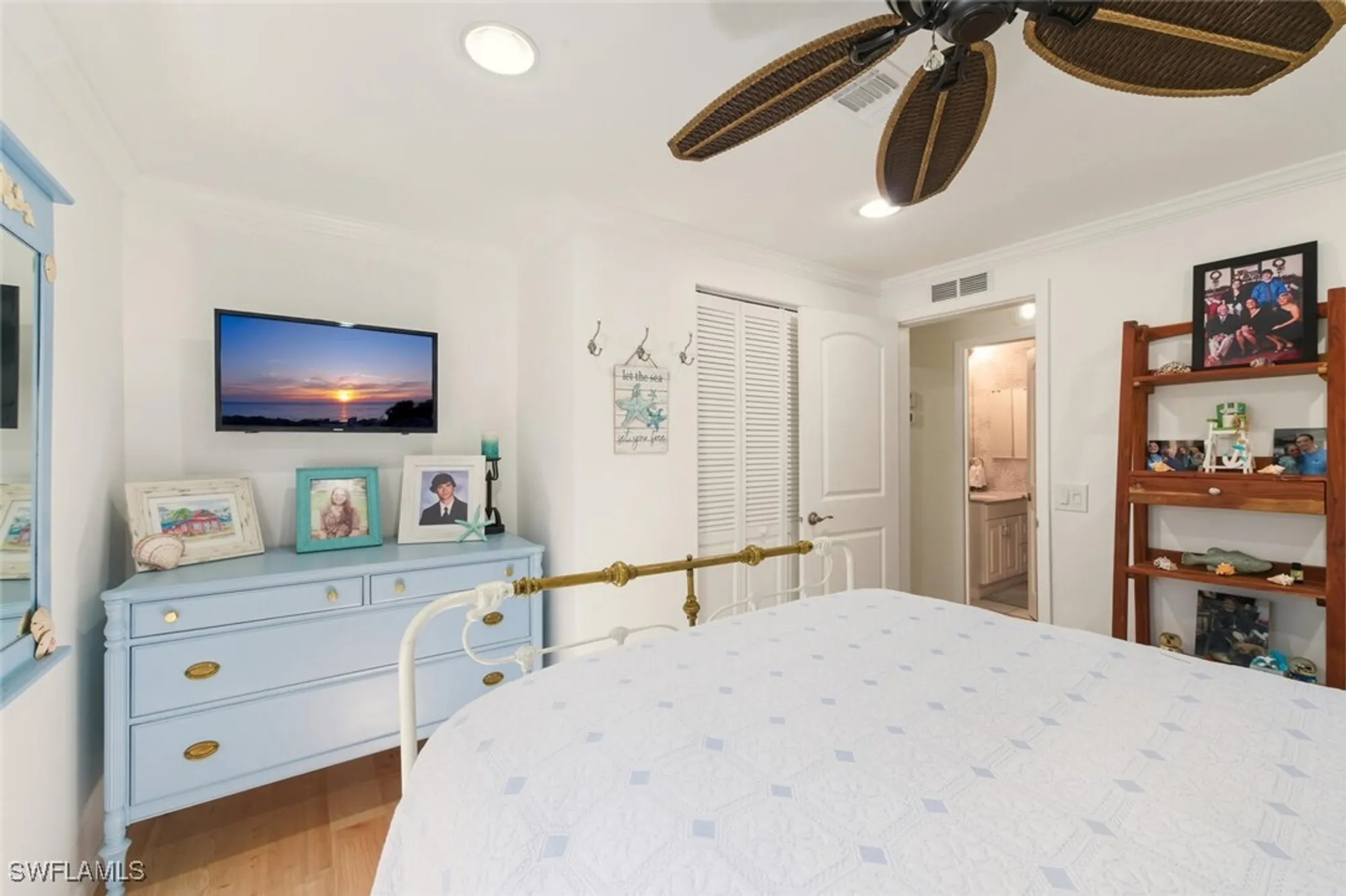 Property Slideshow image 16 of 35 | 542 charlemagne blvd, Naples, FL, 34112