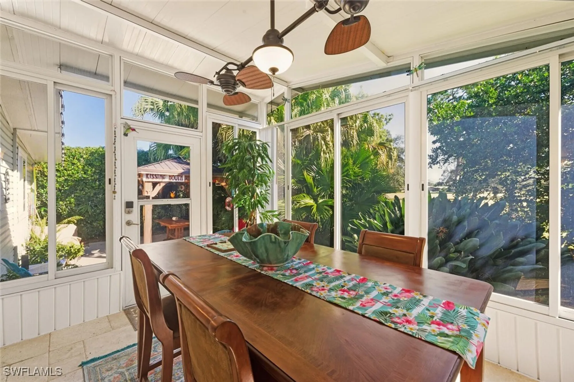 Property Slideshow image 22 of 35 | 542 charlemagne blvd, Naples, FL, 34112