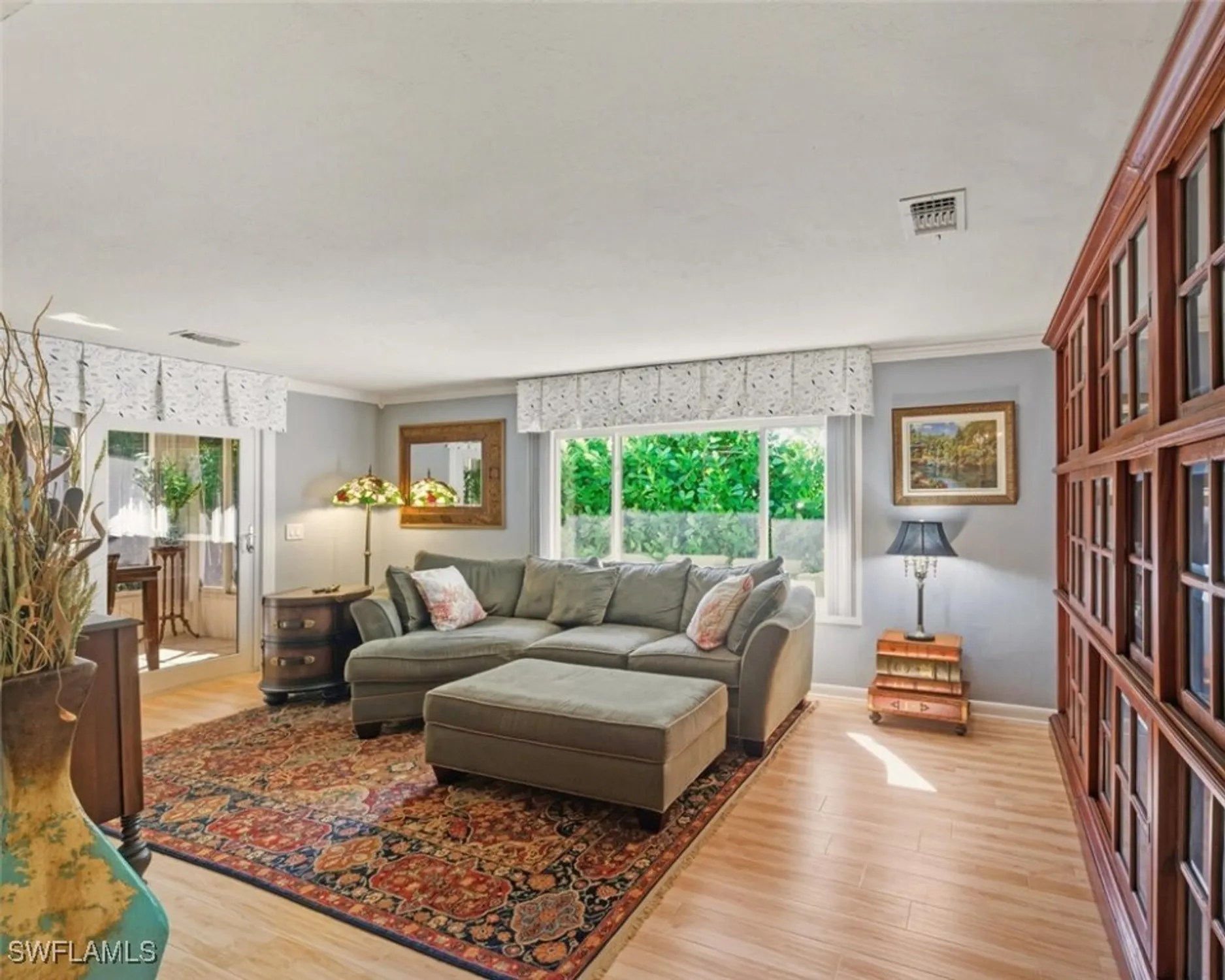 Property Slideshow image 5 of 35 | 542 charlemagne blvd, Naples, FL, 34112