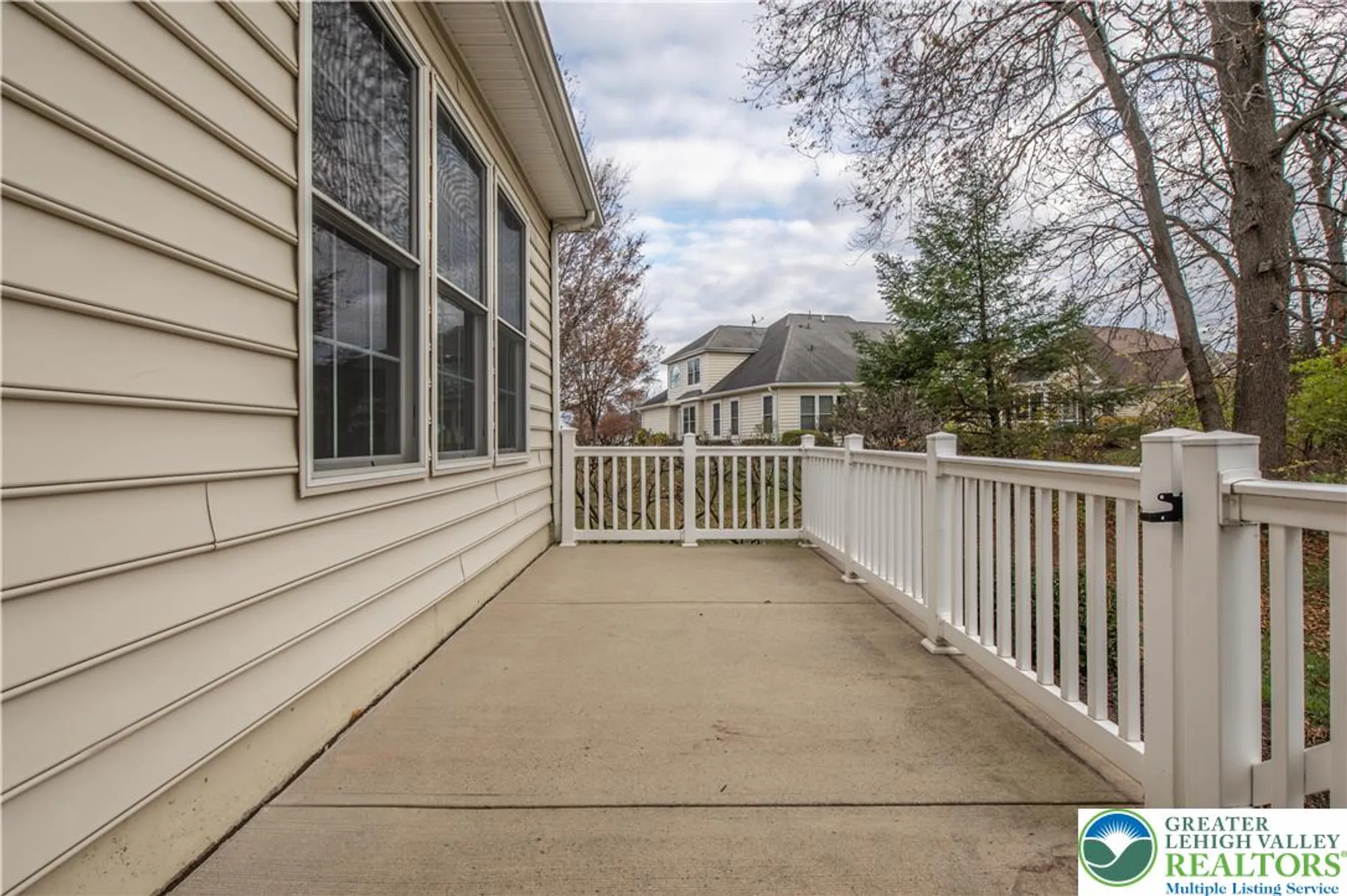 Property Slideshow image 14 of 49 | 6333 valor dr, Bethlehem, PA, 18017